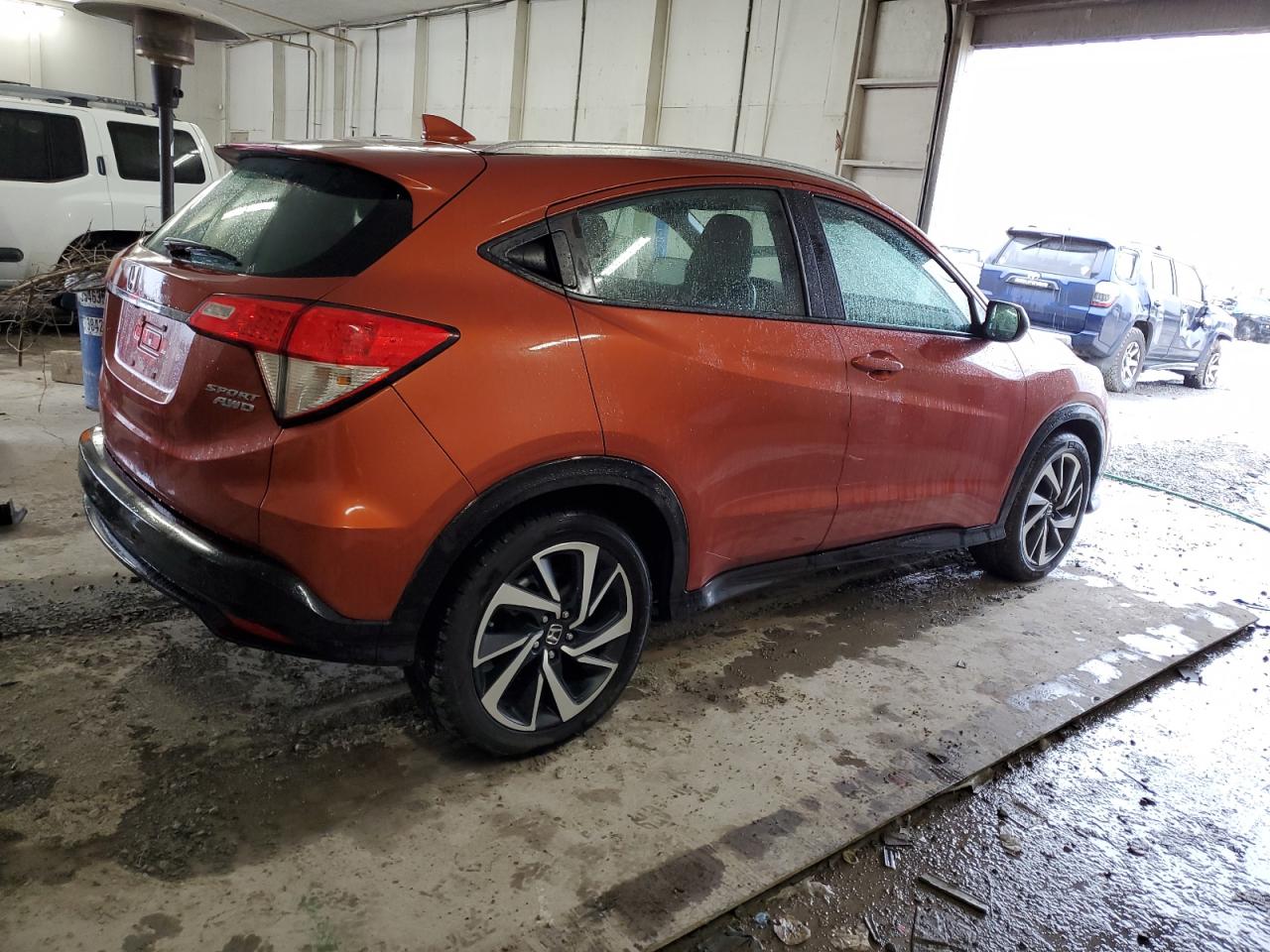 Photo 2 VIN: 3CZRU6H18LG701553 - HONDA HR-V 