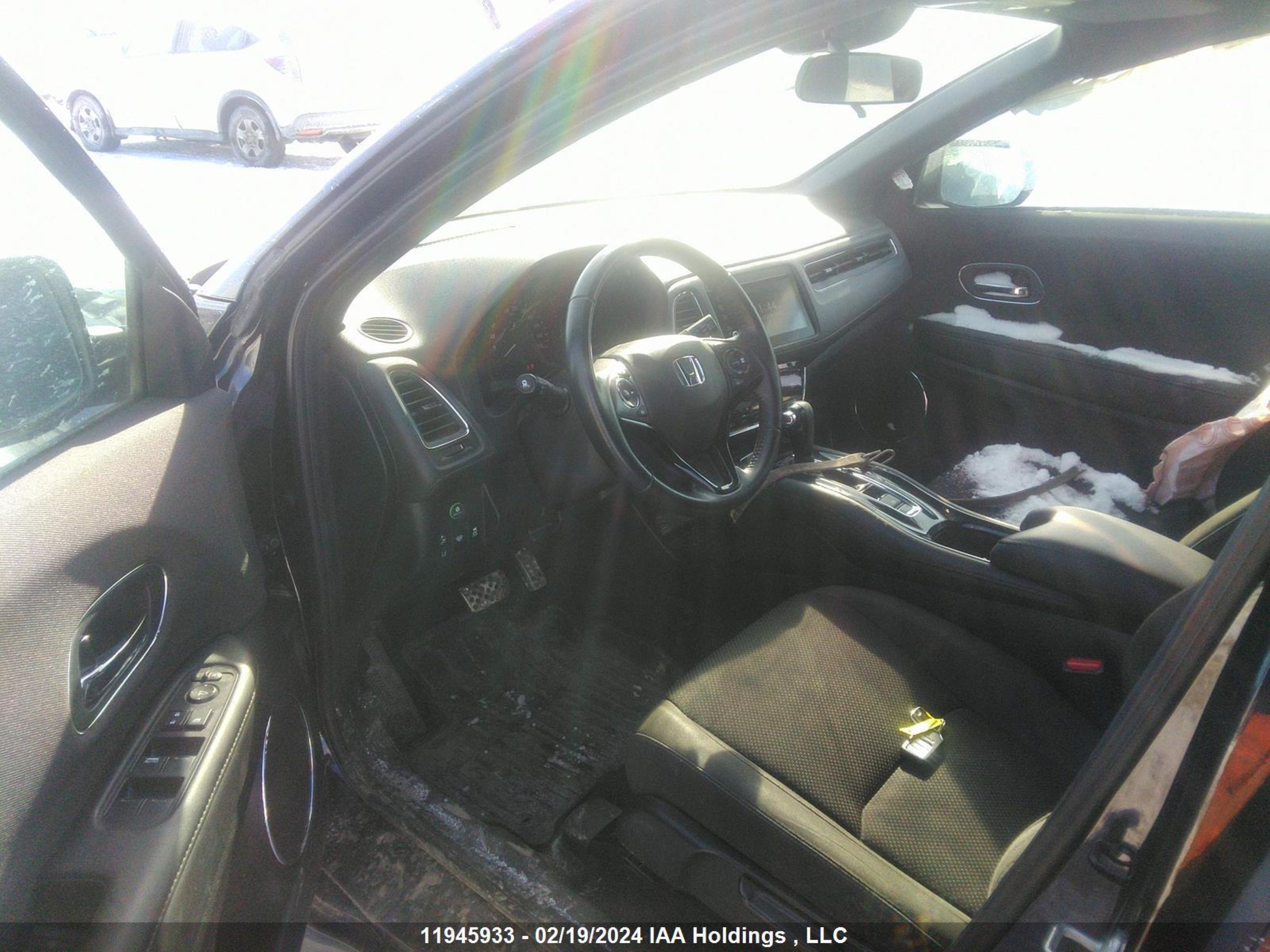 Photo 4 VIN: 3CZRU6H21MM104255 - HONDA HR-V 