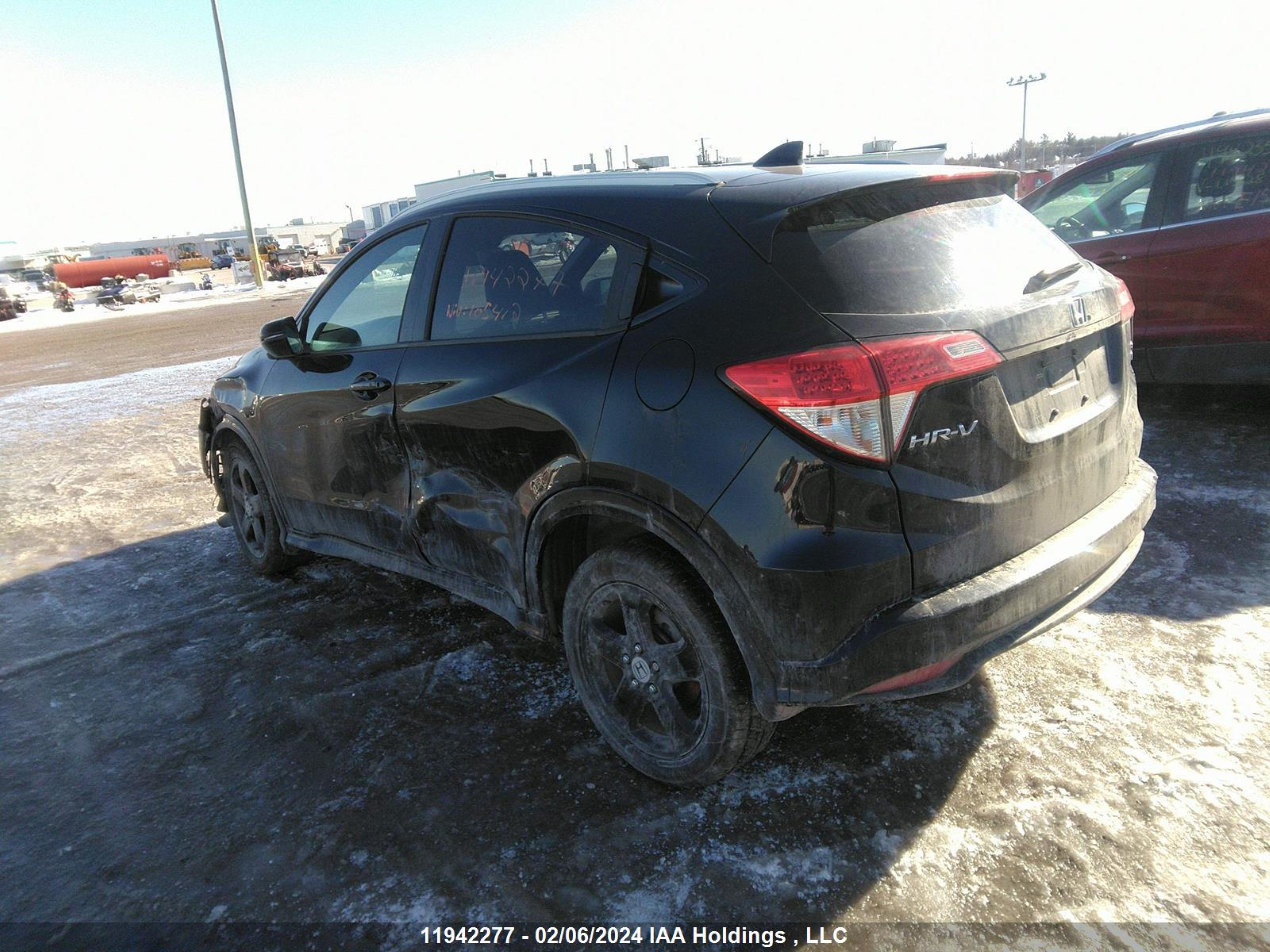 Photo 2 VIN: 3CZRU6H29LM105412 - HONDA HR-V 