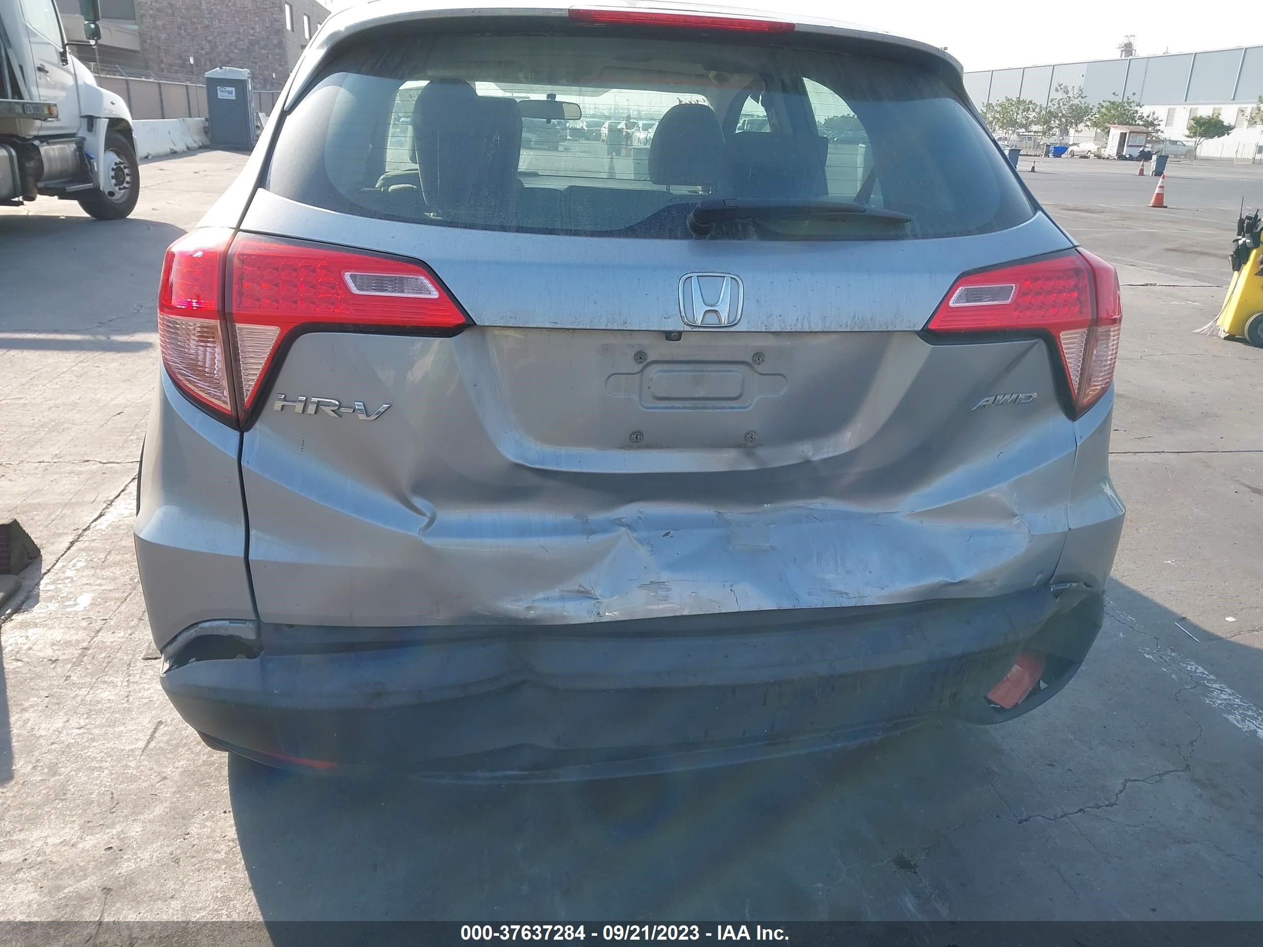 Photo 5 VIN: 3CZRU6H30HG703659 - HONDA HR-V 