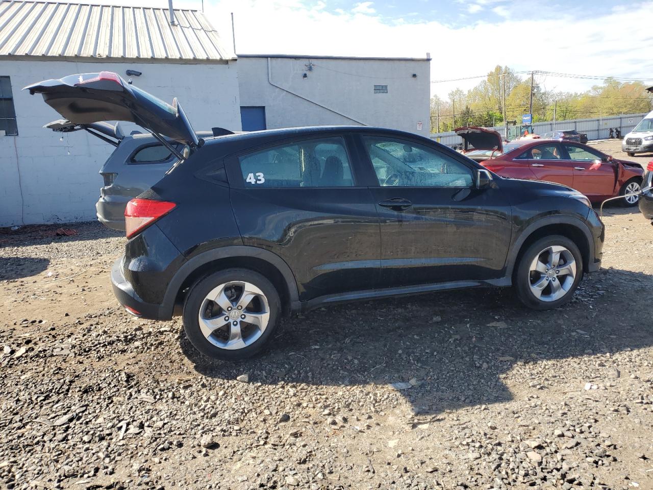 Photo 2 VIN: 3CZRU6H31JG715955 - HONDA HR-V 