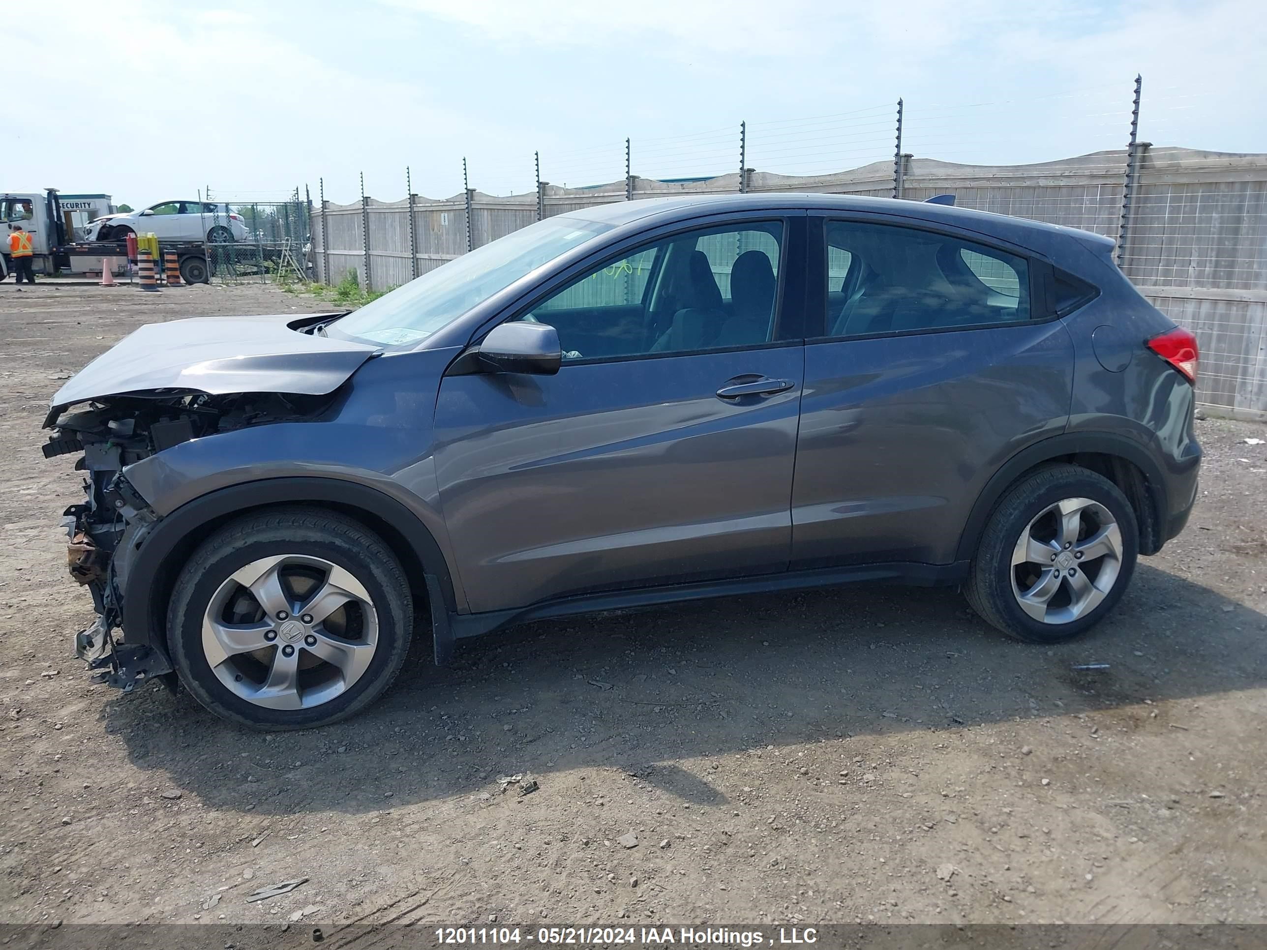 Photo 14 VIN: 3CZRU6H32JM103703 - HONDA HR-V 