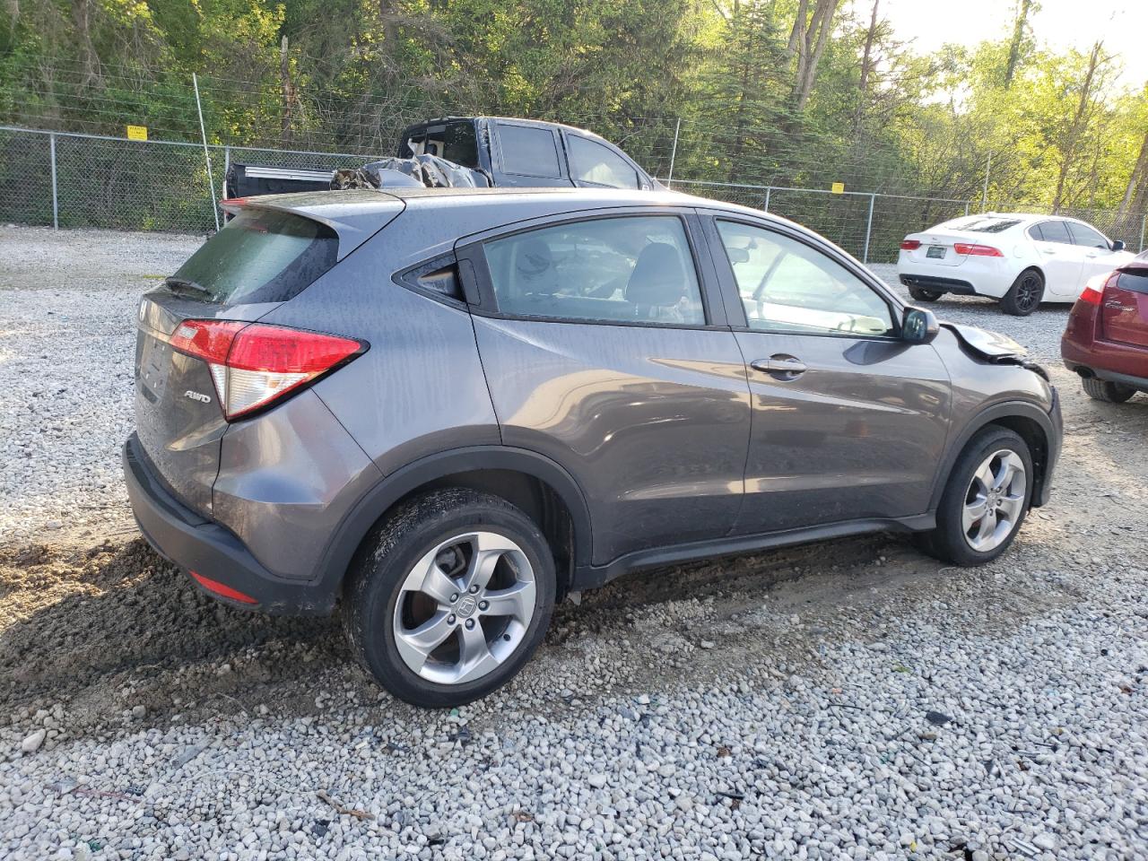 Photo 2 VIN: 3CZRU6H32LM725818 - HONDA HR-V 