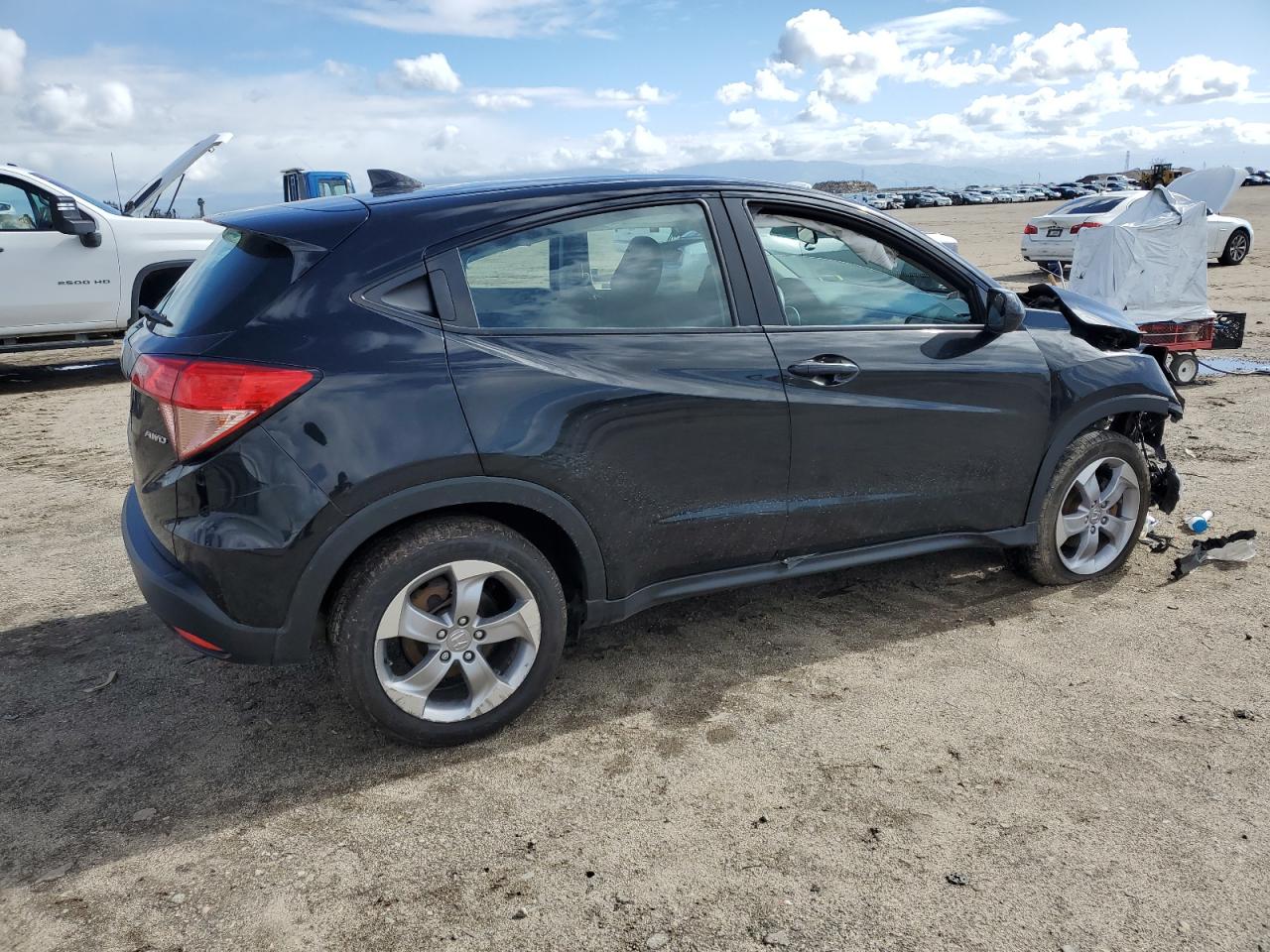 Photo 2 VIN: 3CZRU6H33JM720995 - HONDA HR-V 