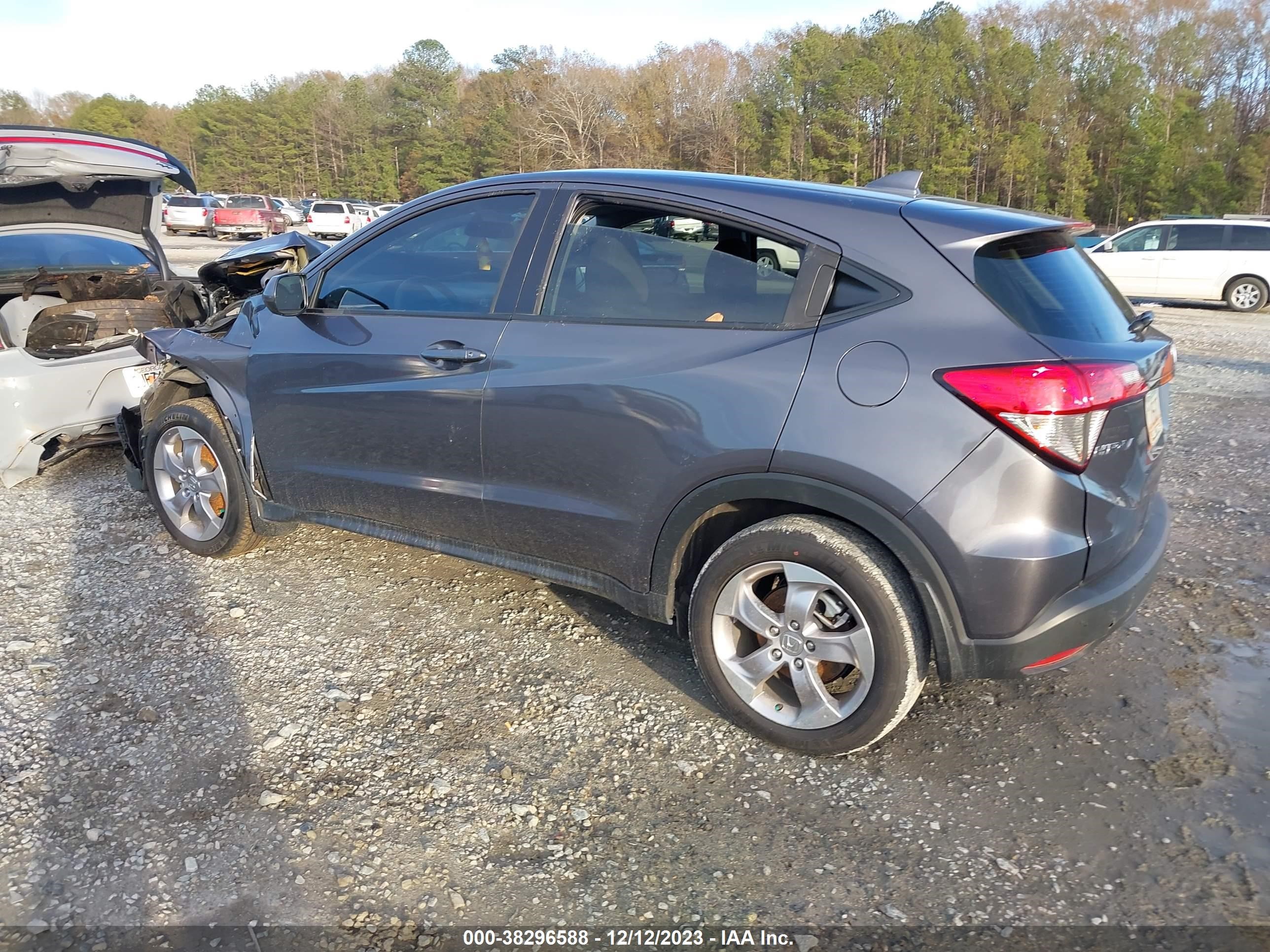 Photo 2 VIN: 3CZRU6H34MM755324 - HONDA HR-V 