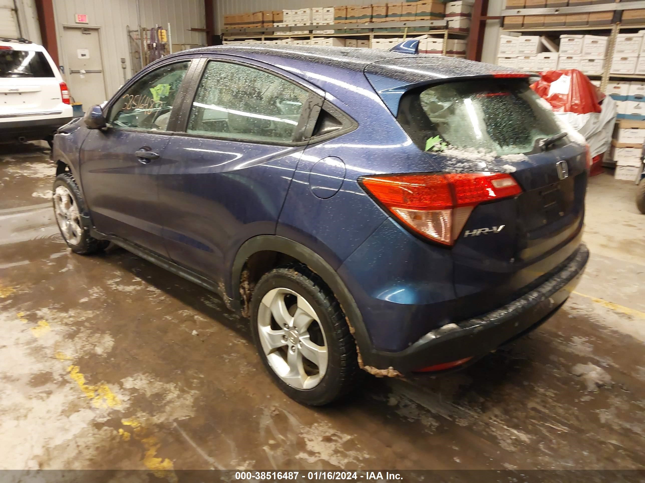 Photo 2 VIN: 3CZRU6H35GM729450 - HONDA HR-V 