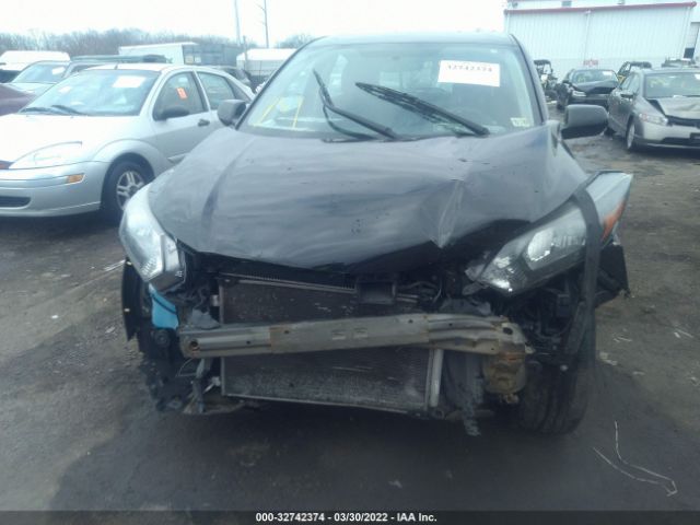 Photo 5 VIN: 3CZRU6H35GM758446 - HONDA HR-V 