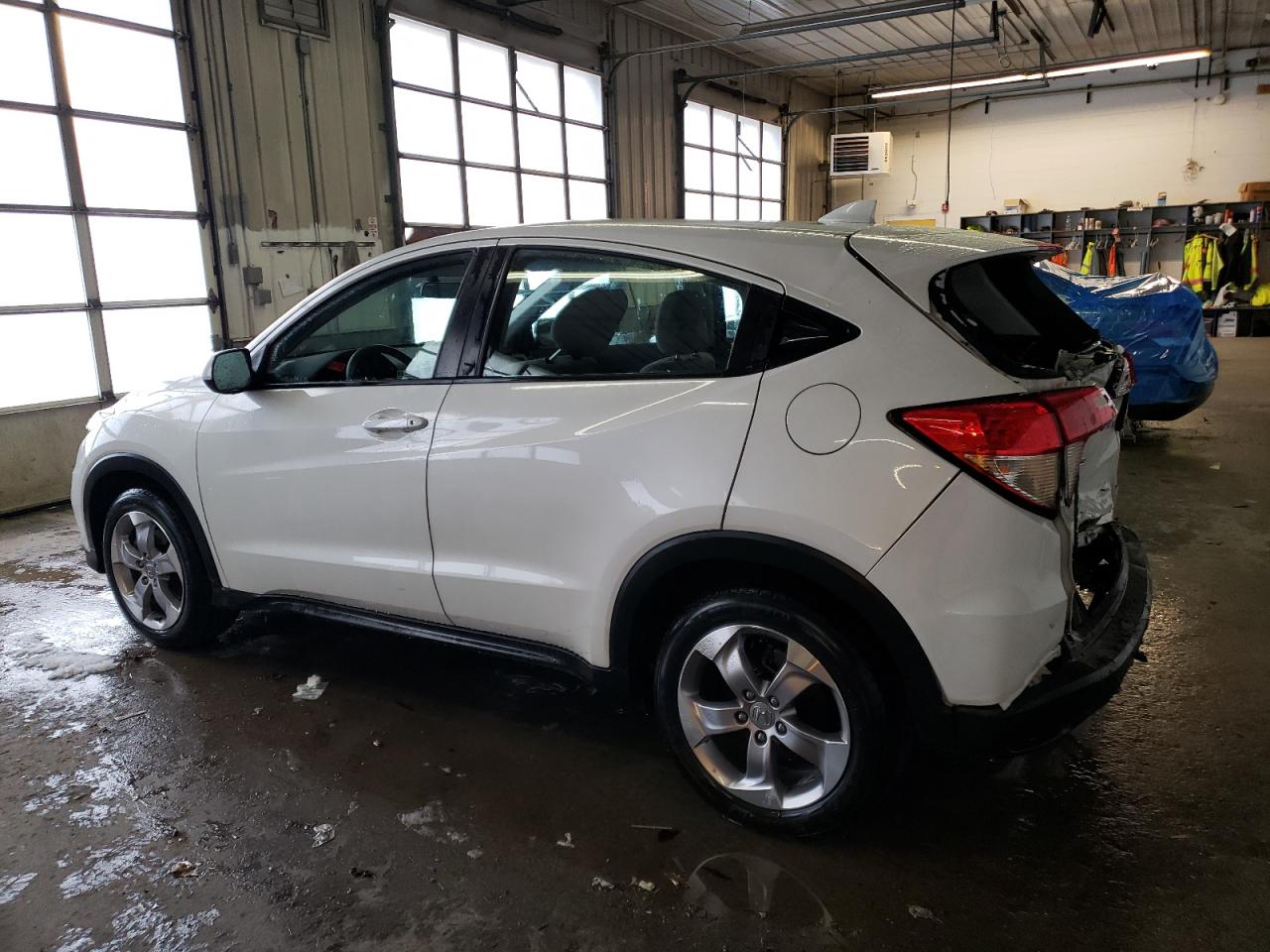 Photo 1 VIN: 3CZRU6H35NM700124 - HONDA HR-V 