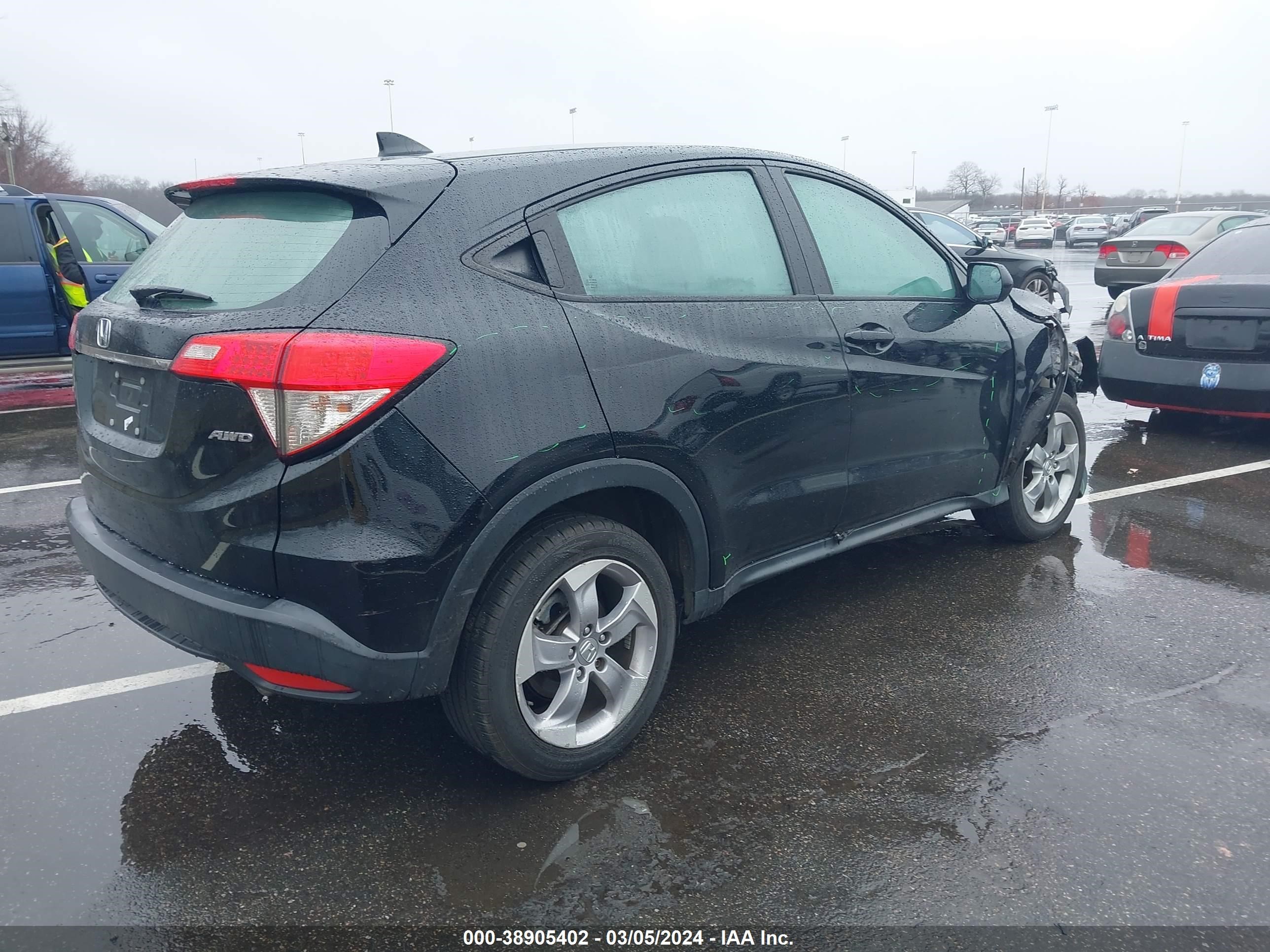 Photo 3 VIN: 3CZRU6H36KG721686 - HONDA HR-V 