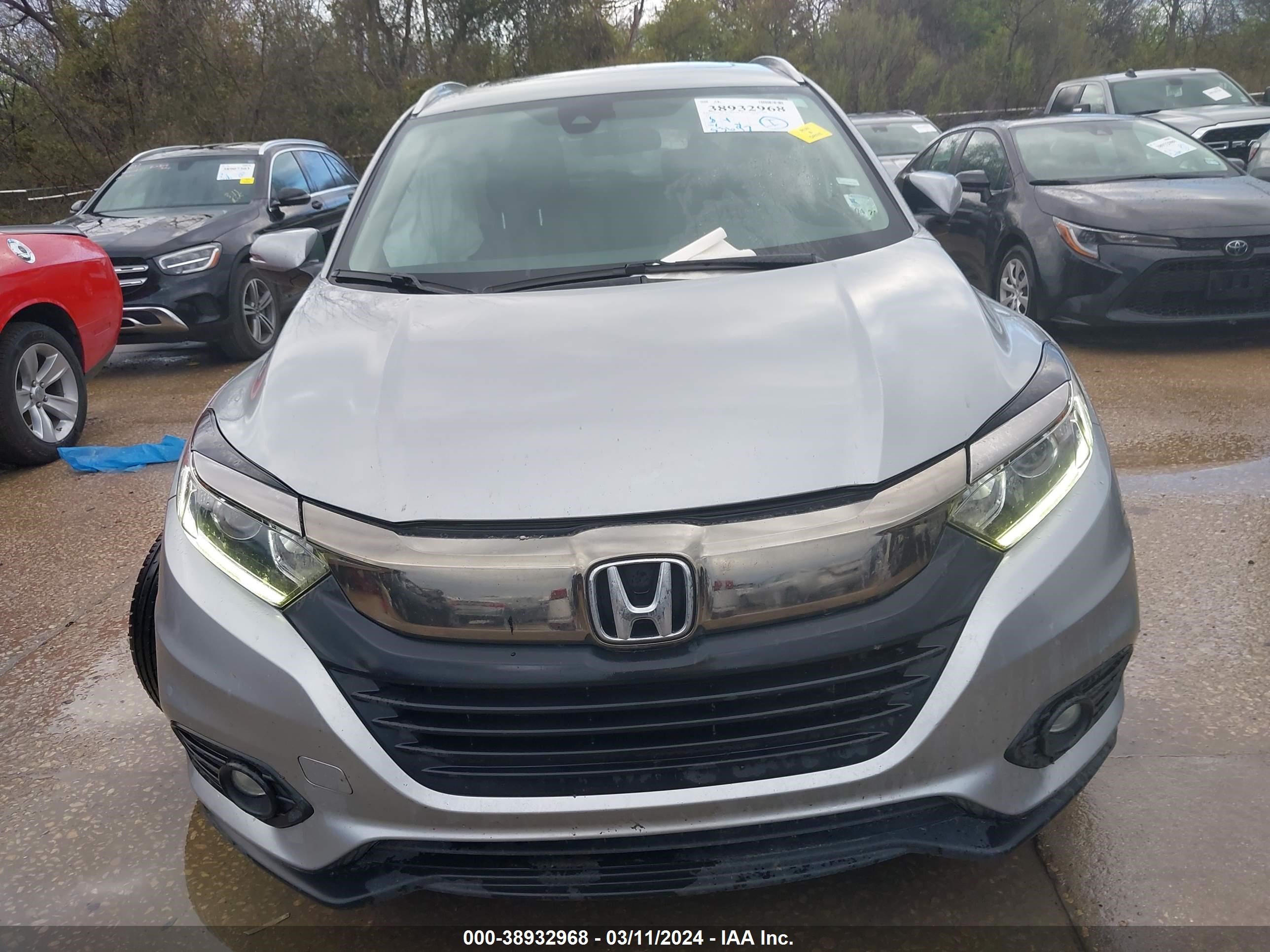 Photo 11 VIN: 3CZRU6H51NM764484 - HONDA HR-V 