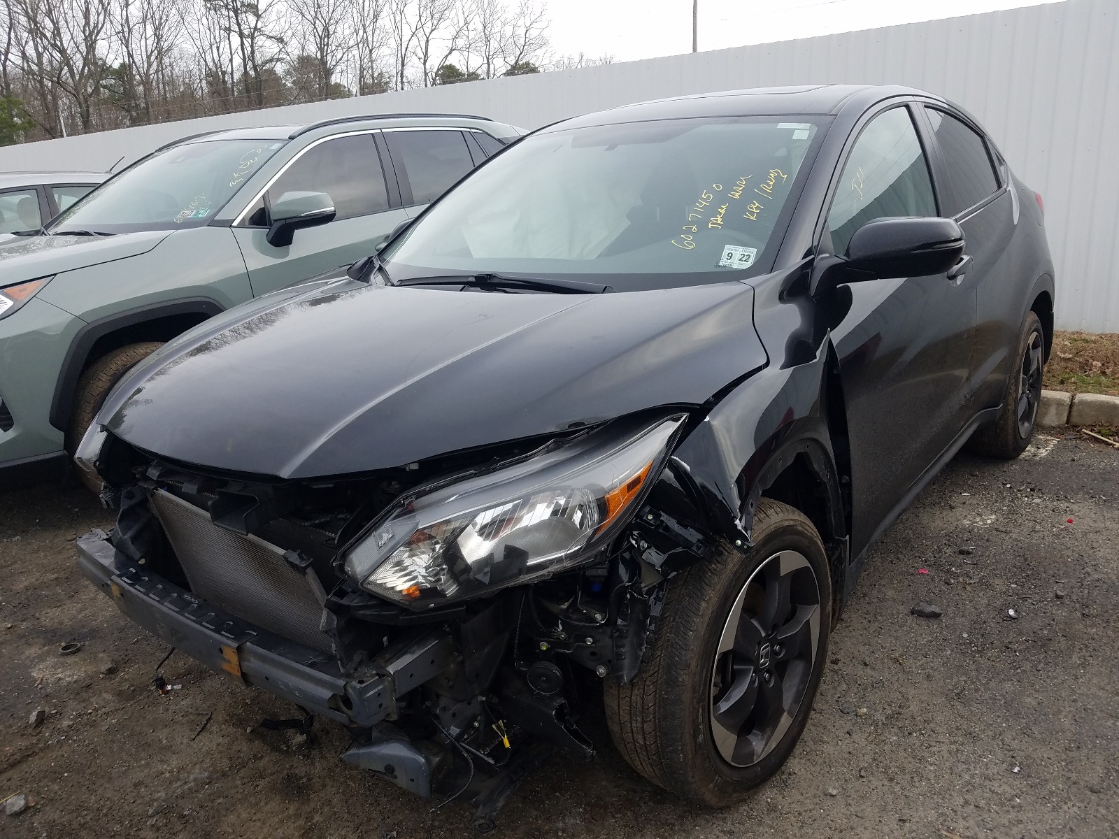 Photo 1 VIN: 3CZRU6H53JG700360 - HONDA HR-V 