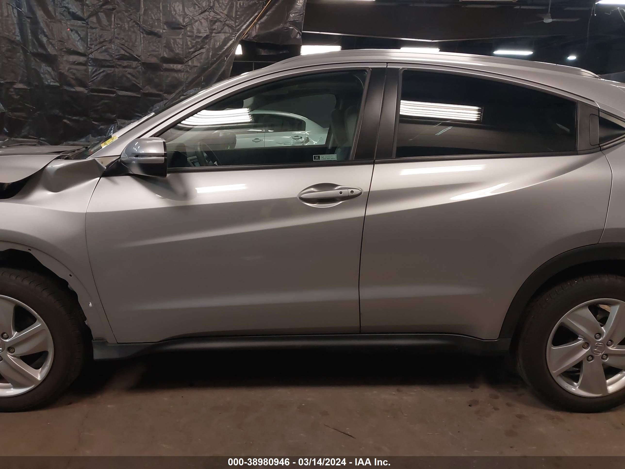 Photo 14 VIN: 3CZRU6H53KM731255 - HONDA HR-V 