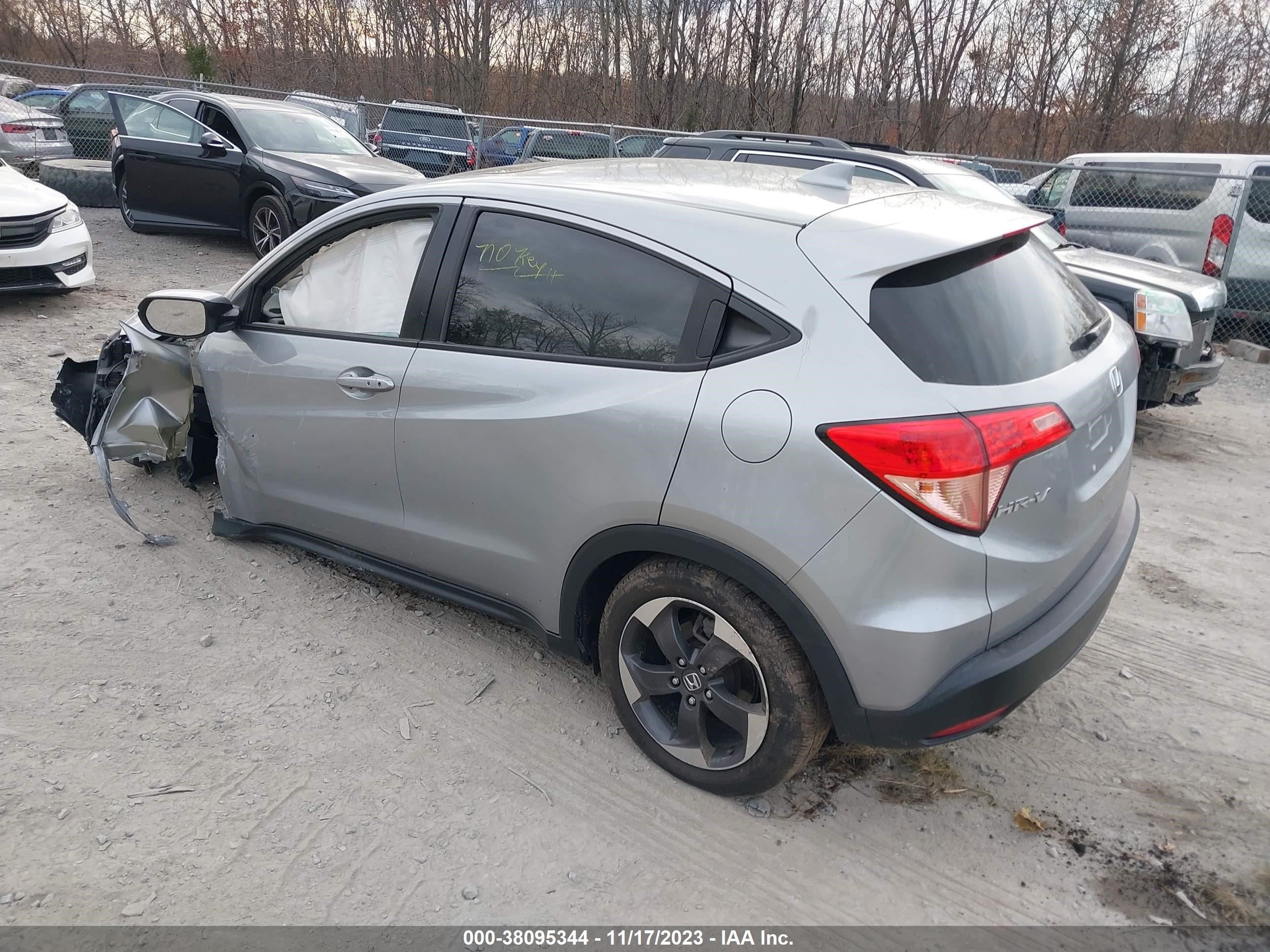 Photo 2 VIN: 3CZRU6H54JG729379 - HONDA HR-V 