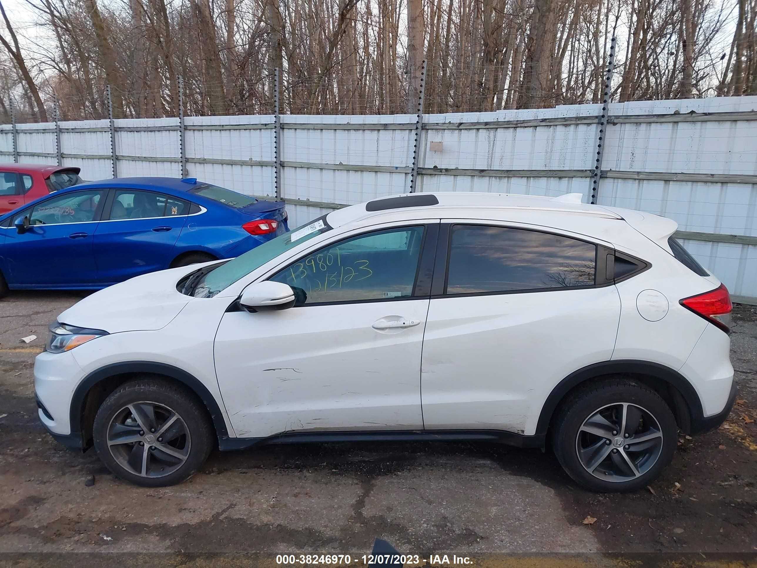 Photo 12 VIN: 3CZRU6H54NM720253 - HONDA HR-V 