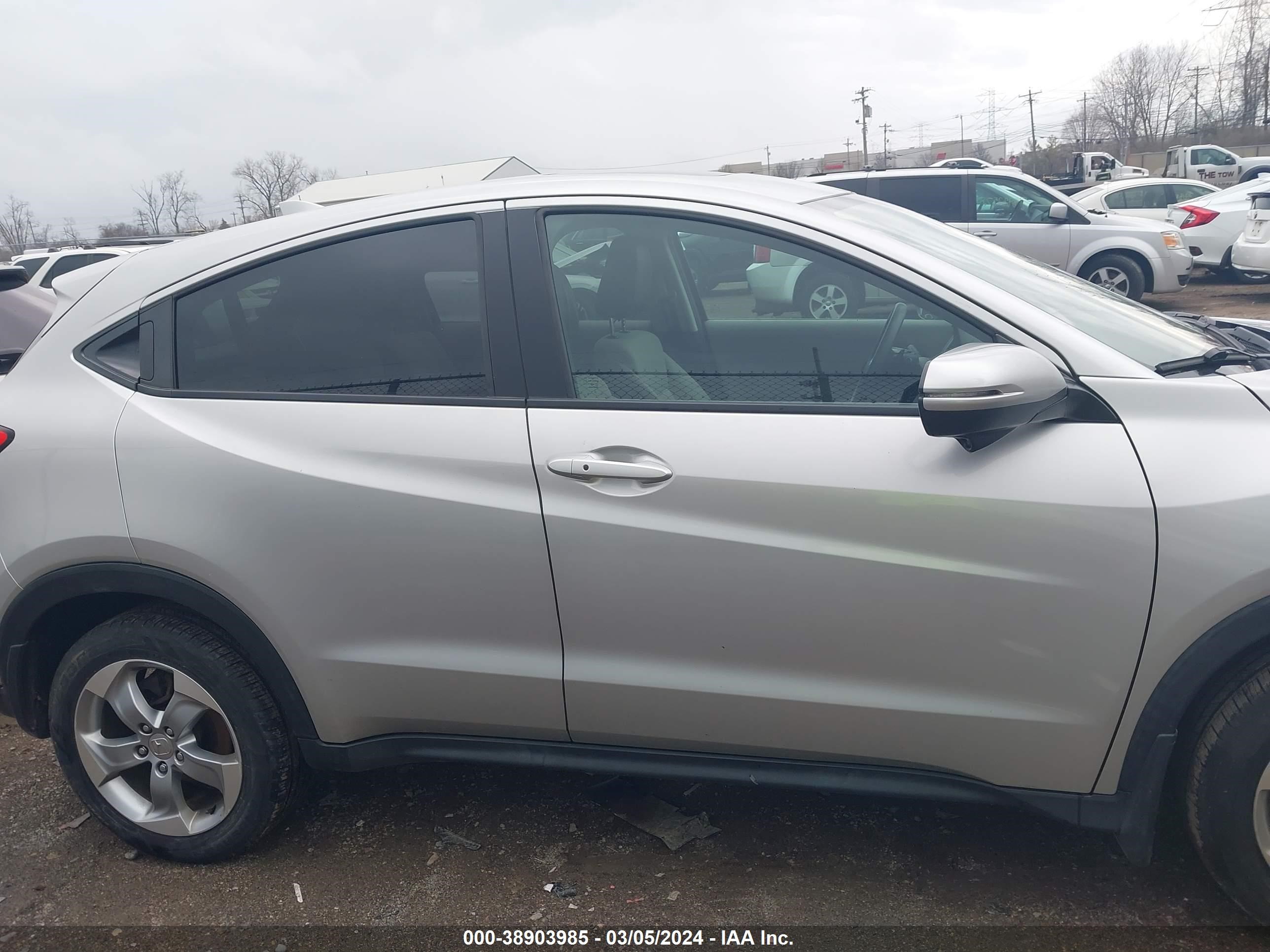 Photo 12 VIN: 3CZRU6H56GM768808 - HONDA HR-V 