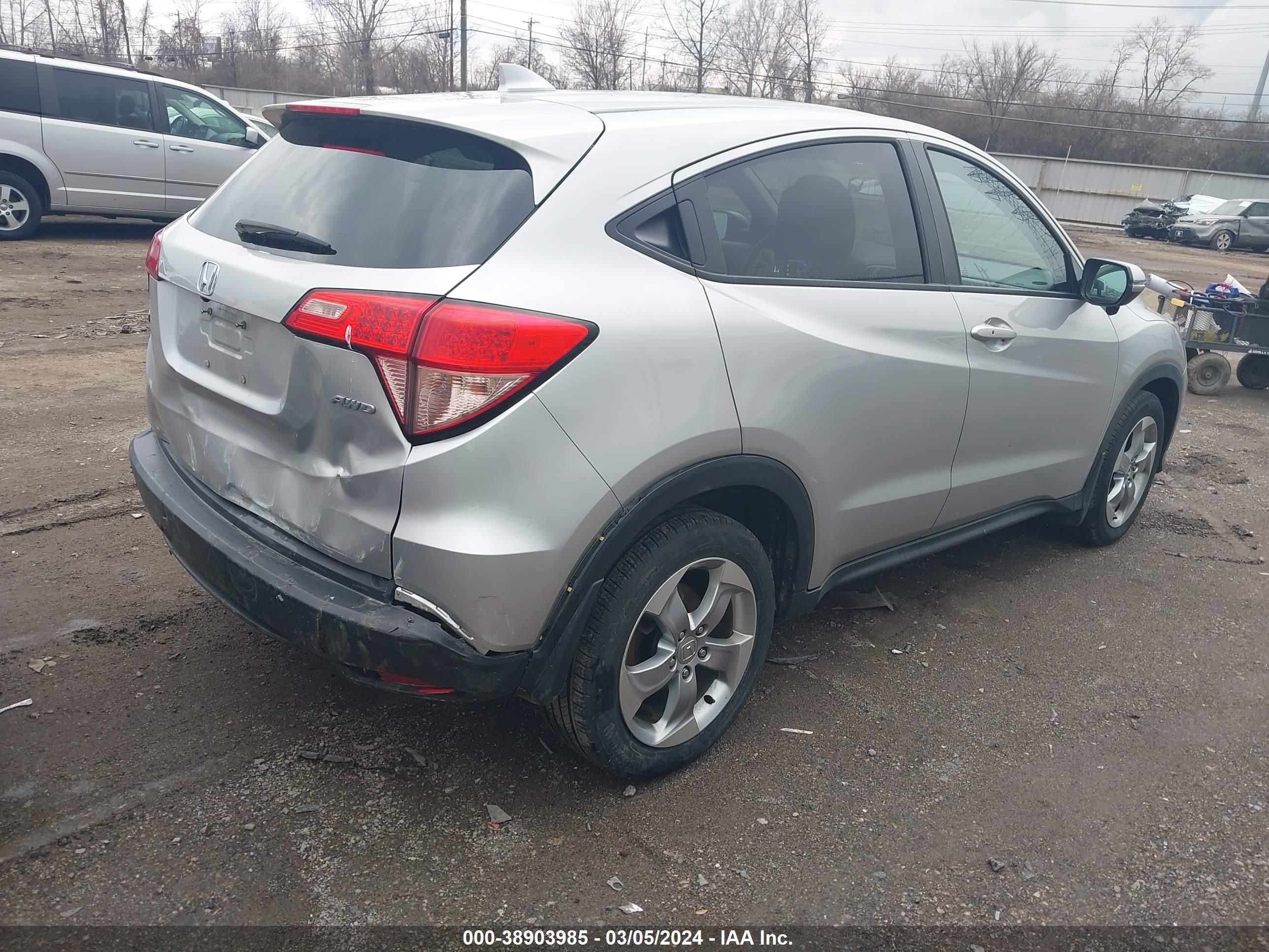 Photo 3 VIN: 3CZRU6H56GM768808 - HONDA HR-V 