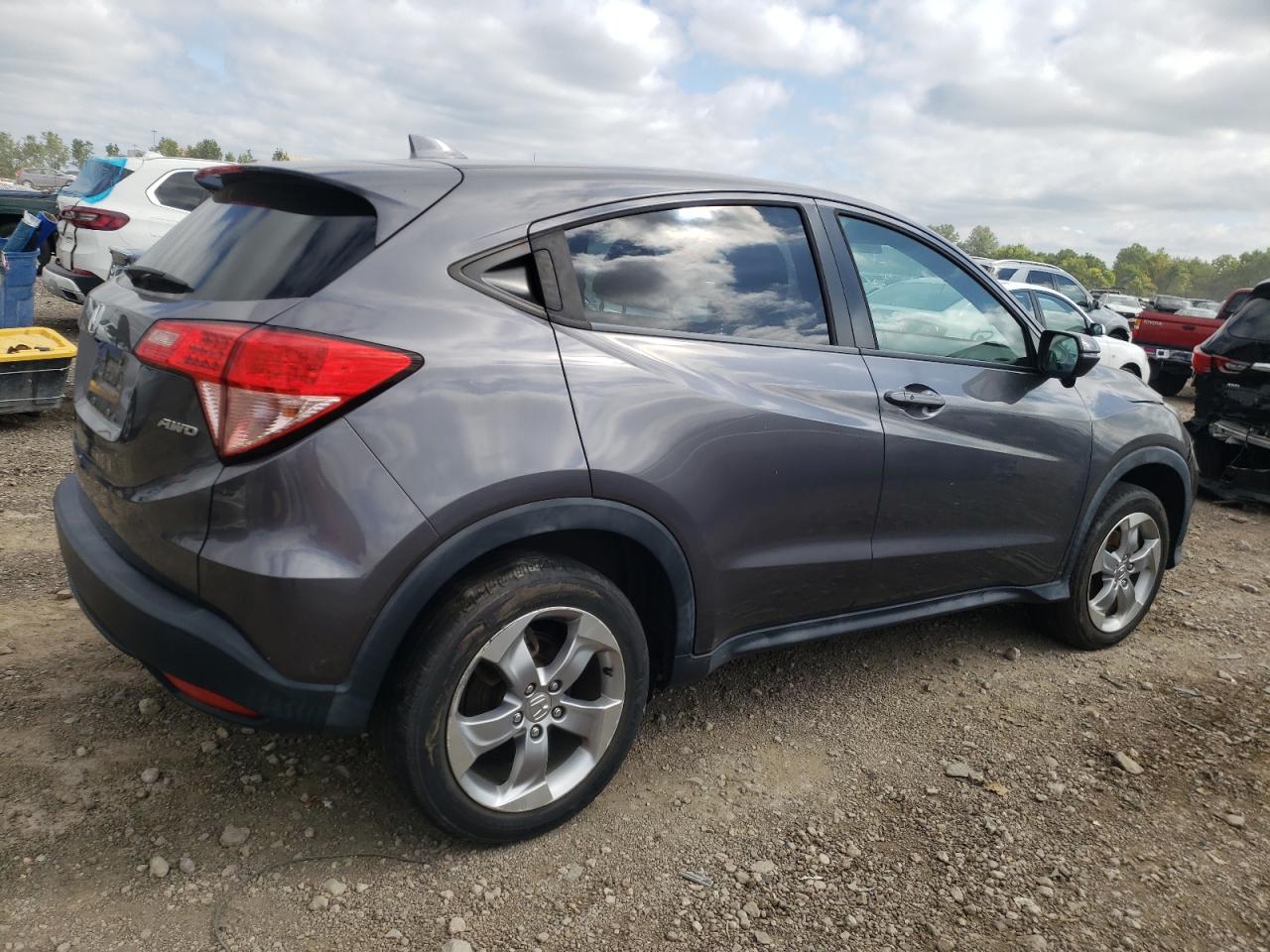 Photo 2 VIN: 3CZRU6H57HM703290 - HONDA HR-V 