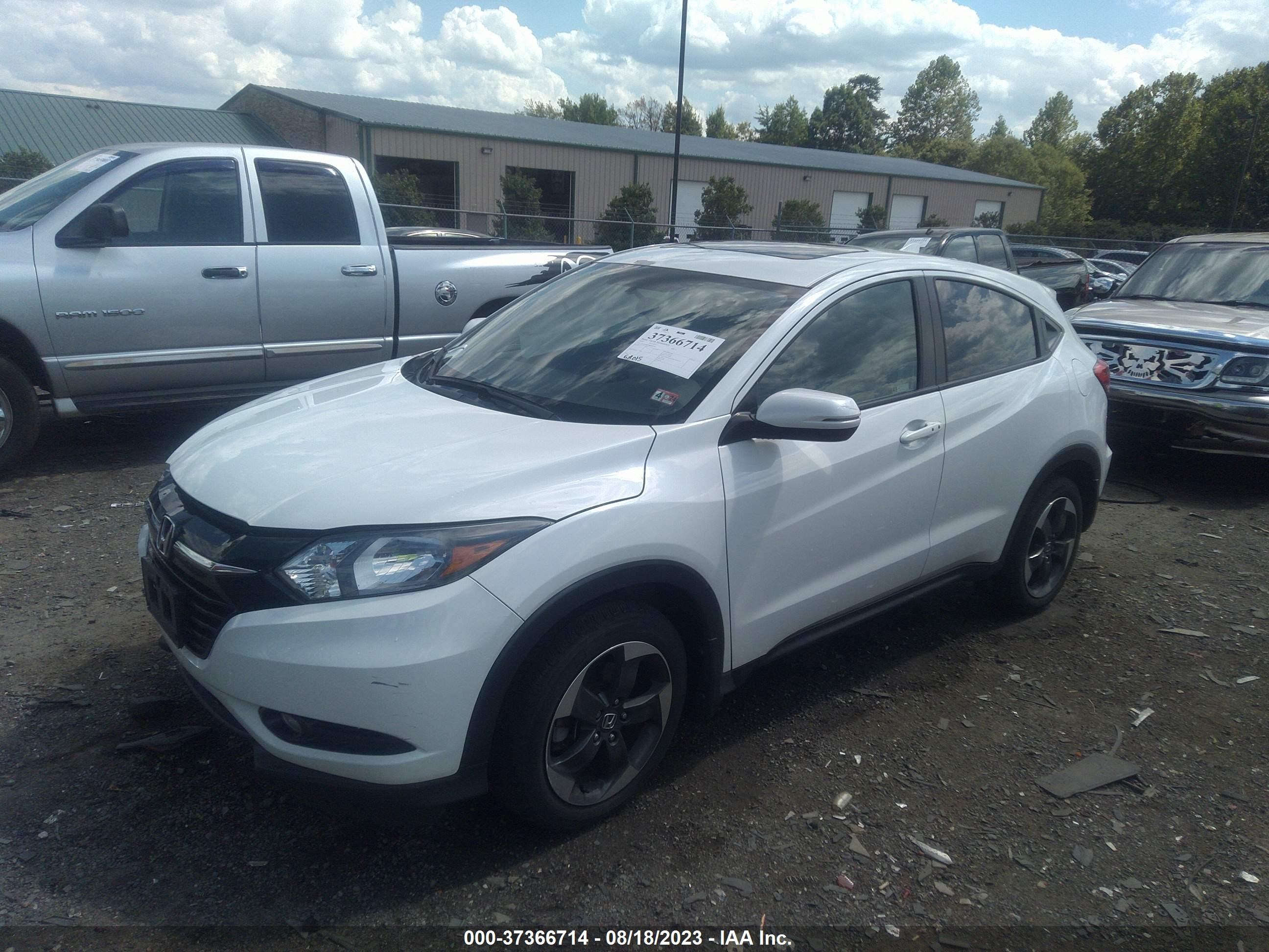 Photo 1 VIN: 3CZRU6H57JM721794 - HONDA HR-V 