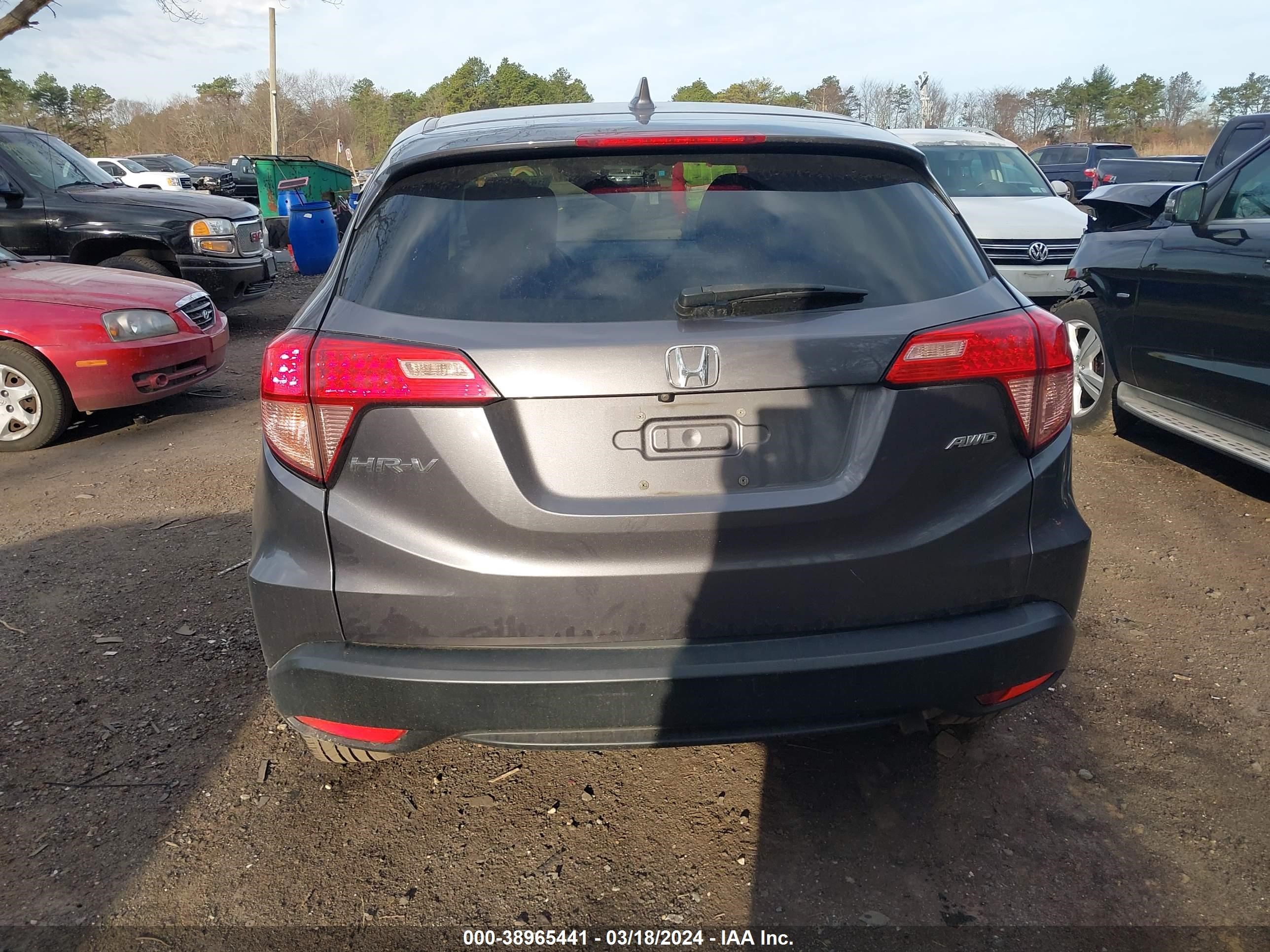 Photo 15 VIN: 3CZRU6H58JG701648 - HONDA HR-V 