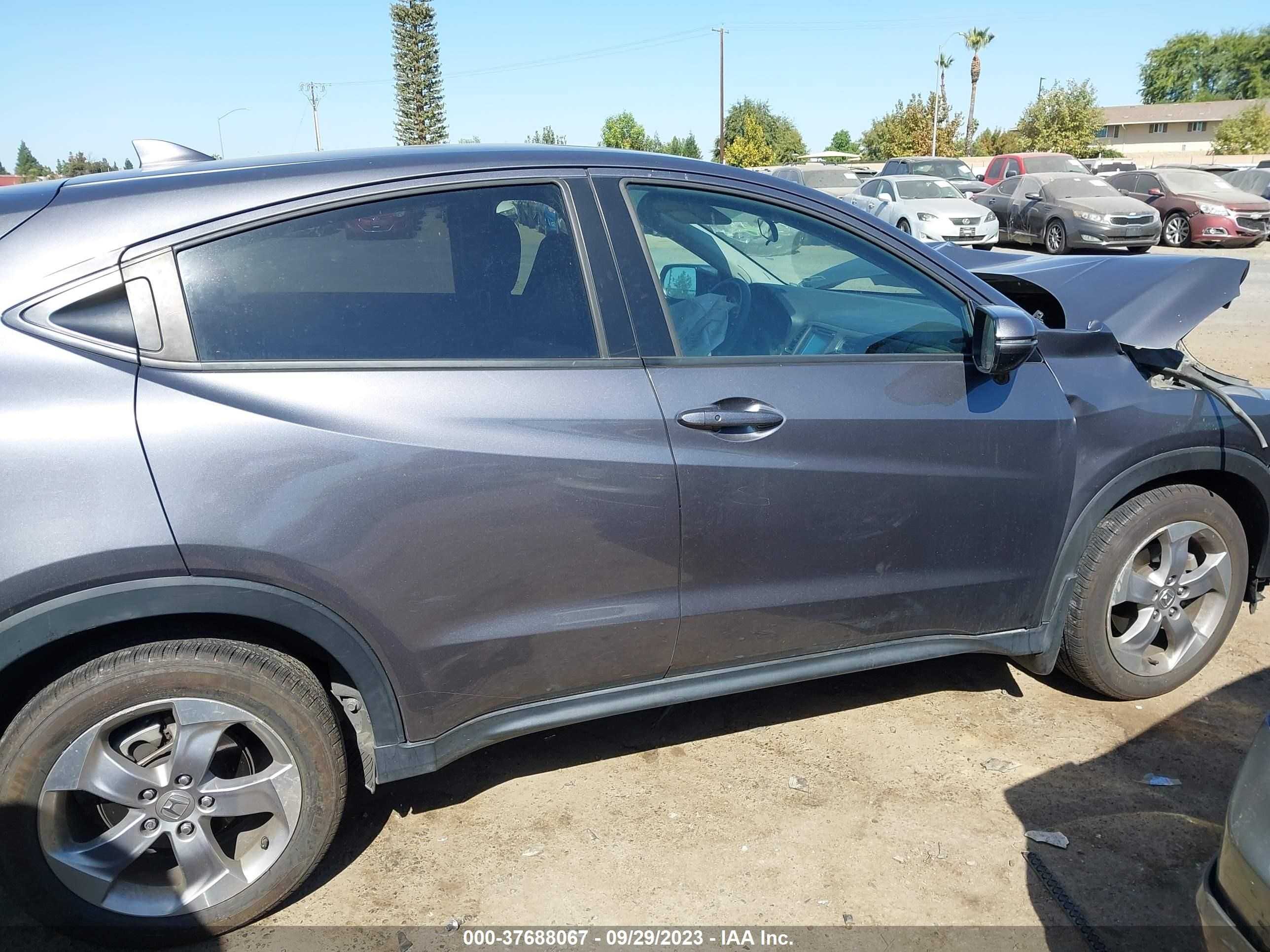 Photo 12 VIN: 3CZRU6H59HM710404 - HONDA HR-V 