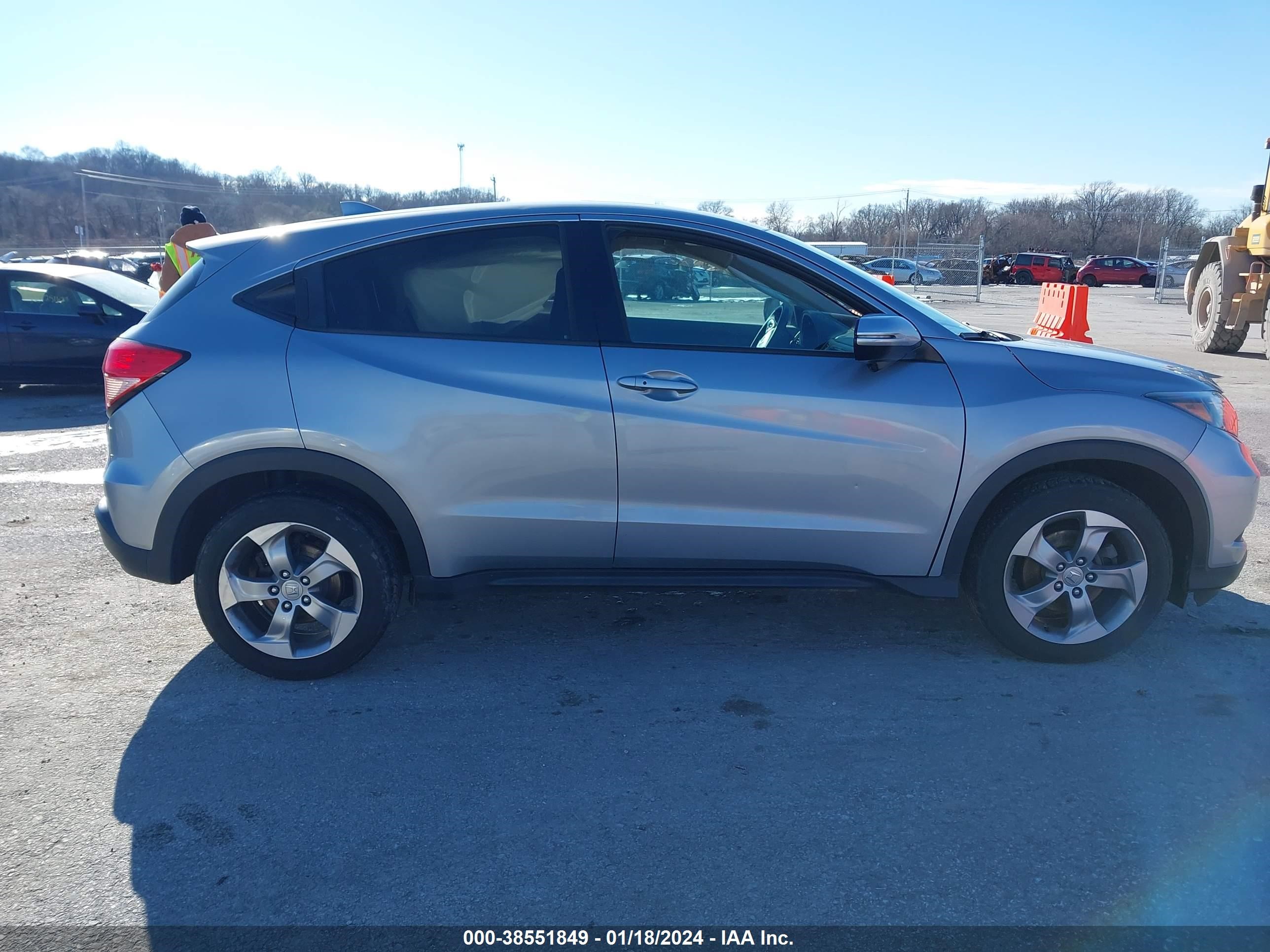 Photo 12 VIN: 3CZRU6H5XHM704191 - HONDA HR-V 