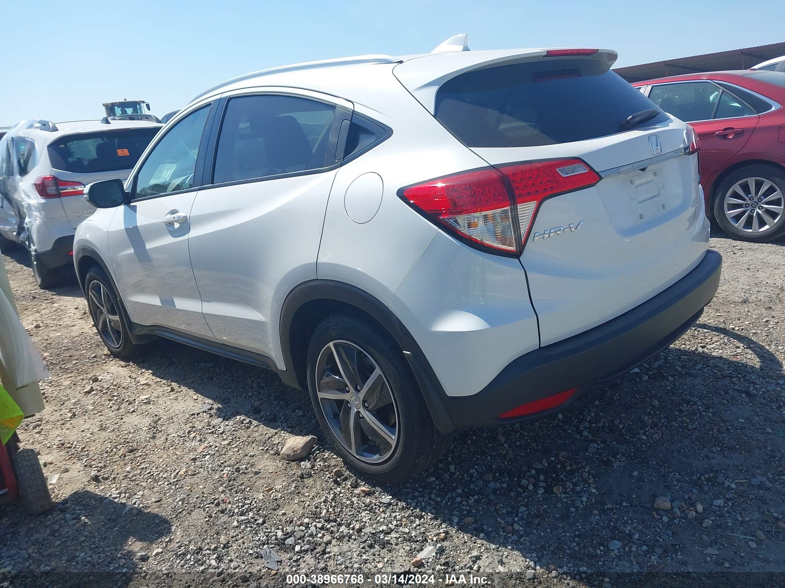 Photo 2 VIN: 3CZRU6H71NM745046 - HONDA HR-V 