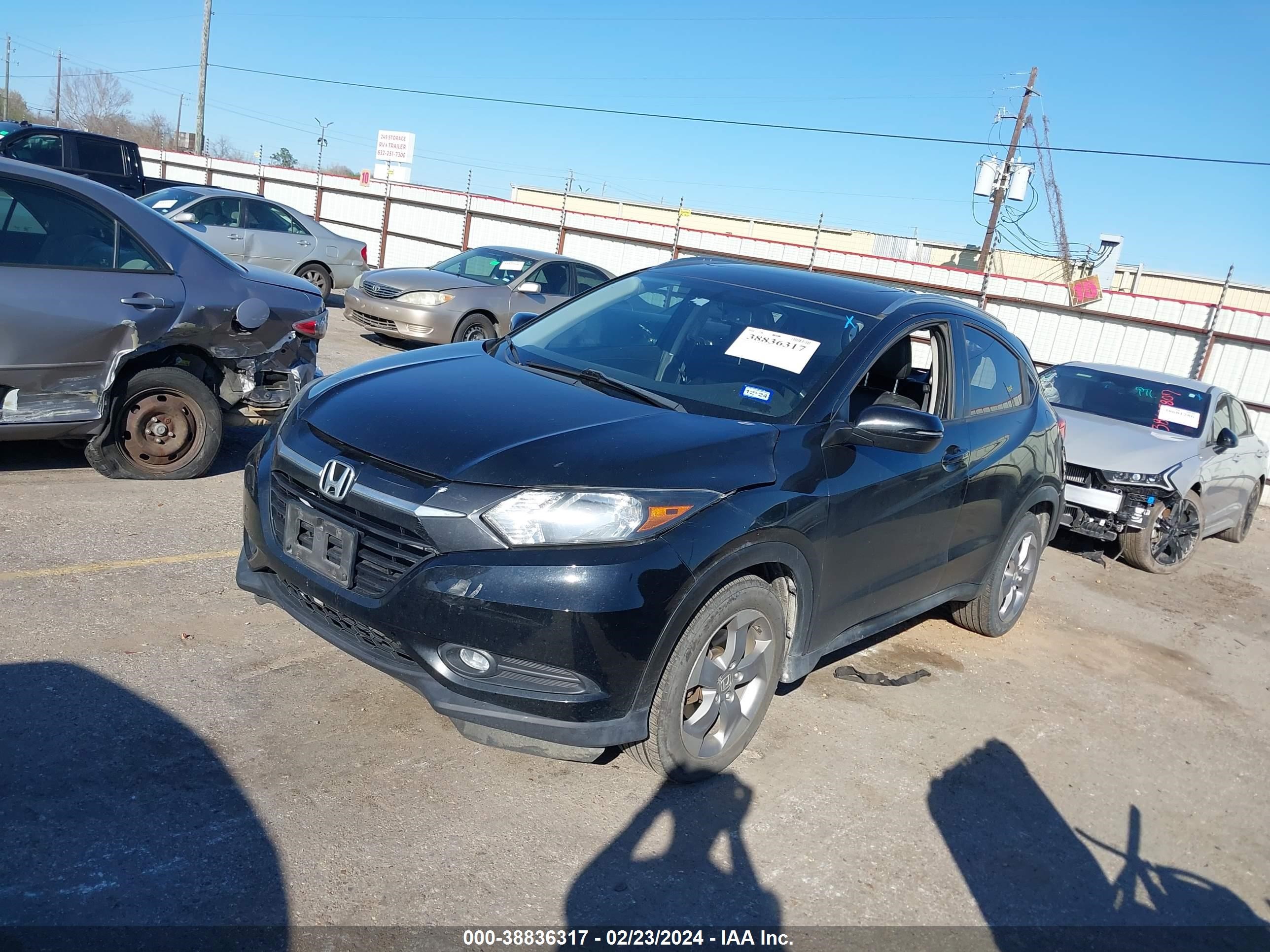 Photo 1 VIN: 3CZRU6H73HM724395 - HONDA HR-V 