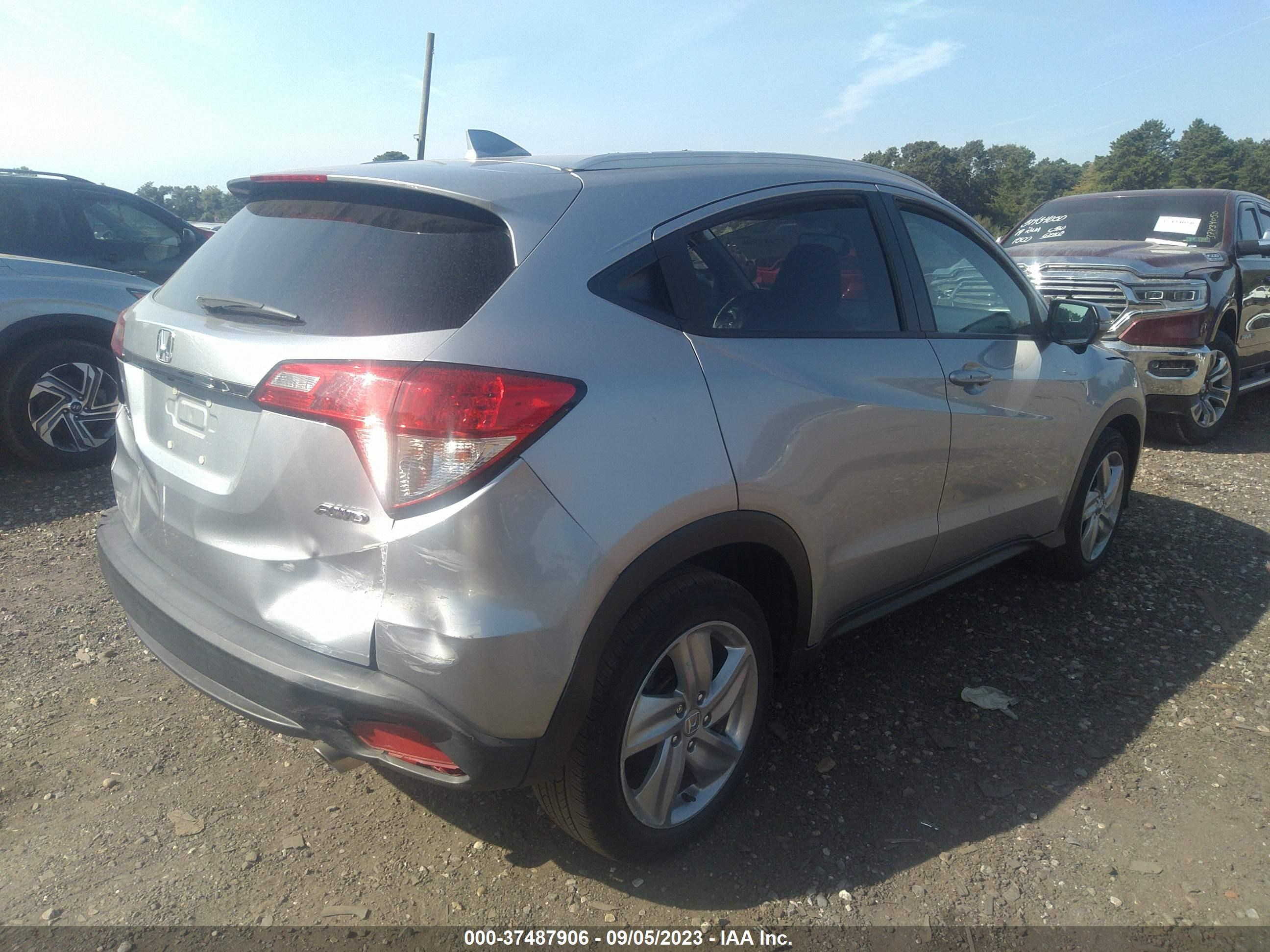 Photo 3 VIN: 3CZRU6H74KM716989 - HONDA HR-V 