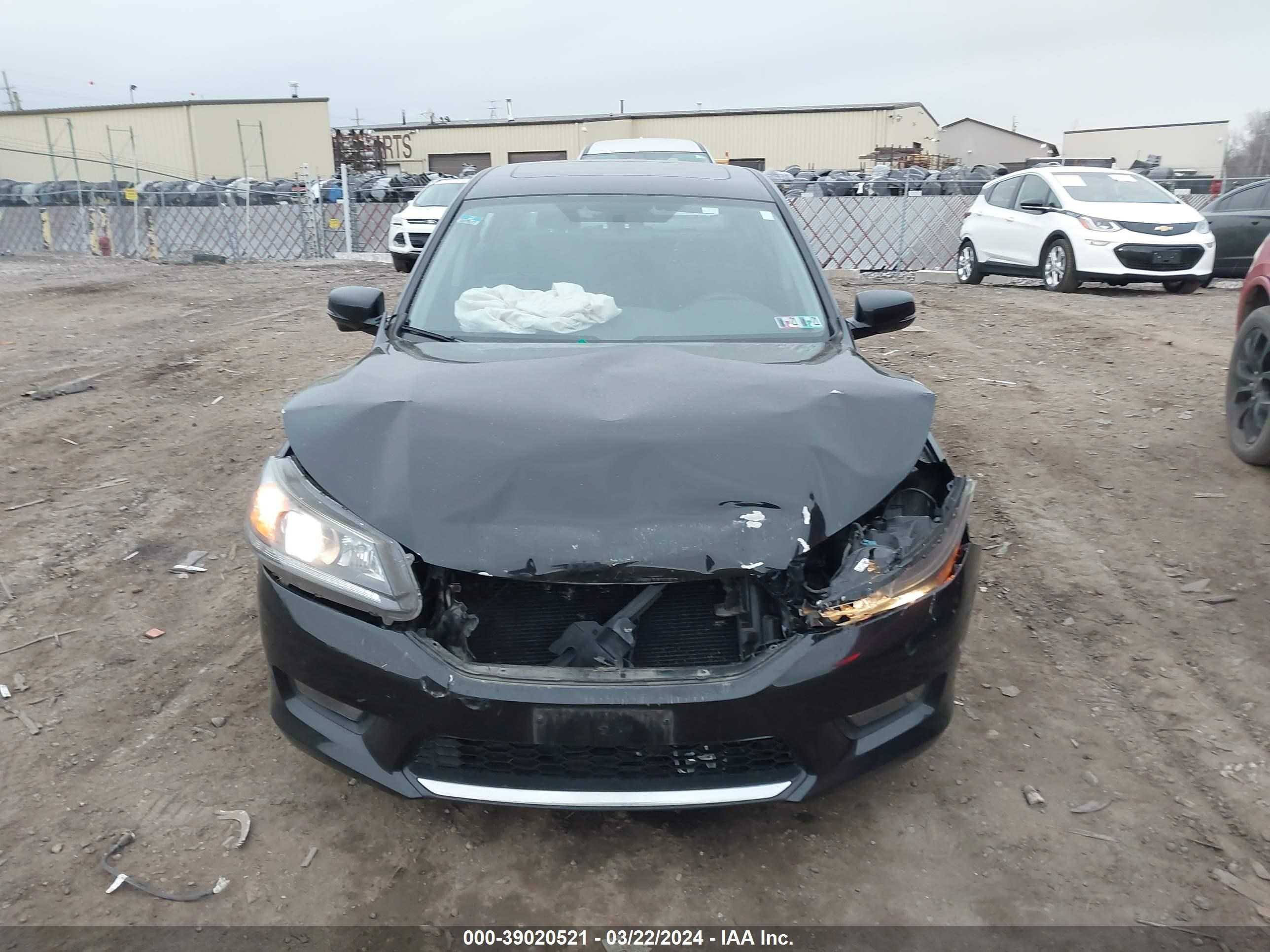 Photo 11 VIN: 3CZRU6H76GM737933 - HONDA ACCORD 