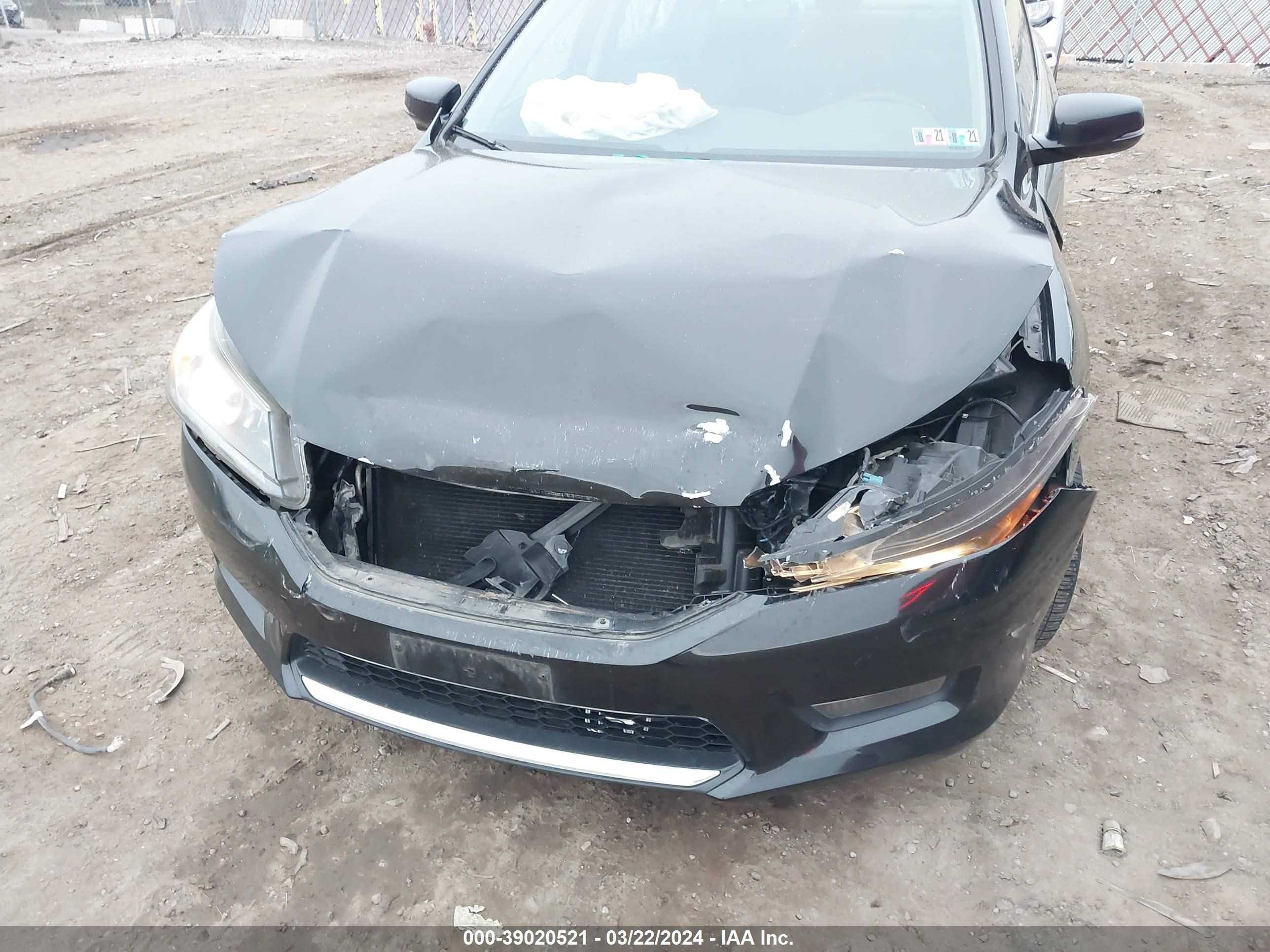 Photo 5 VIN: 3CZRU6H76GM737933 - HONDA ACCORD 