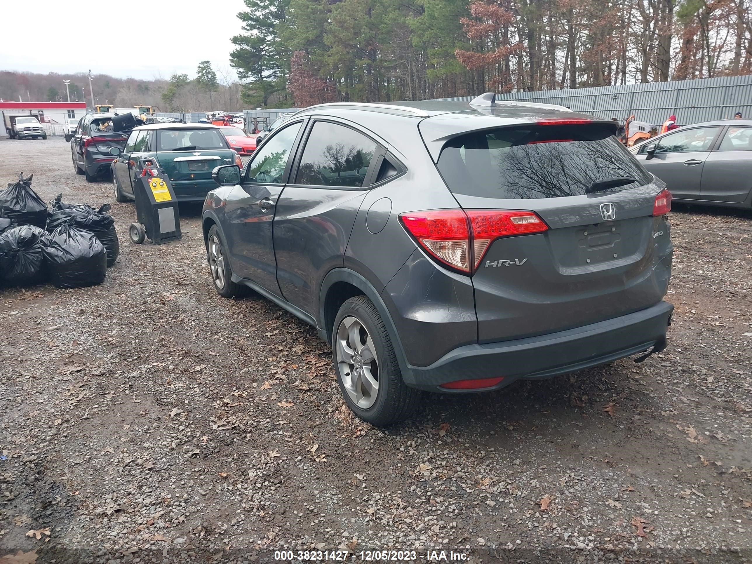 Photo 2 VIN: 3CZRU6H77HM729339 - HONDA HR-V 