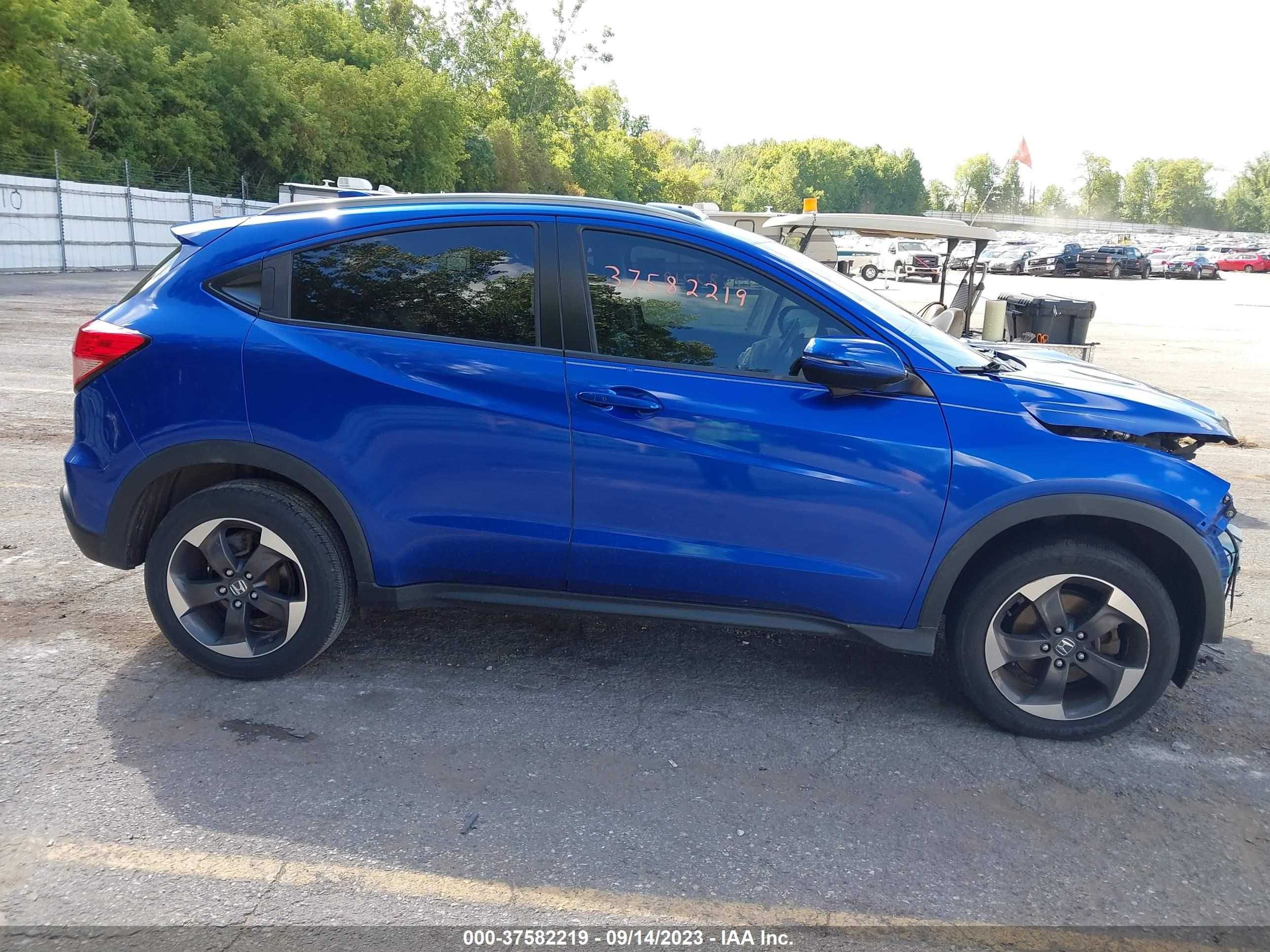 Photo 11 VIN: 3CZRU6H7XJM703257 - HONDA HR-V 