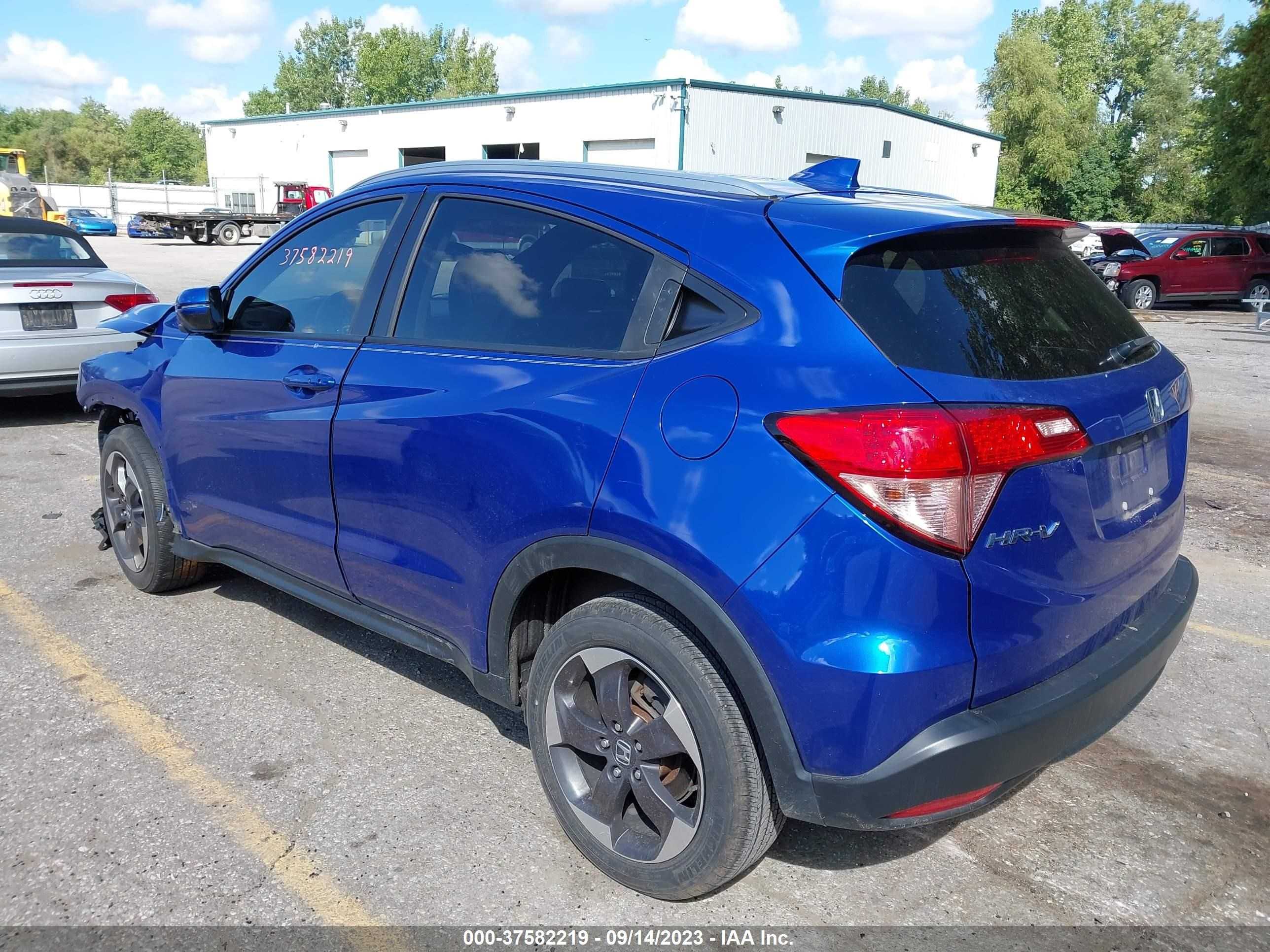 Photo 2 VIN: 3CZRU6H7XJM703257 - HONDA HR-V 