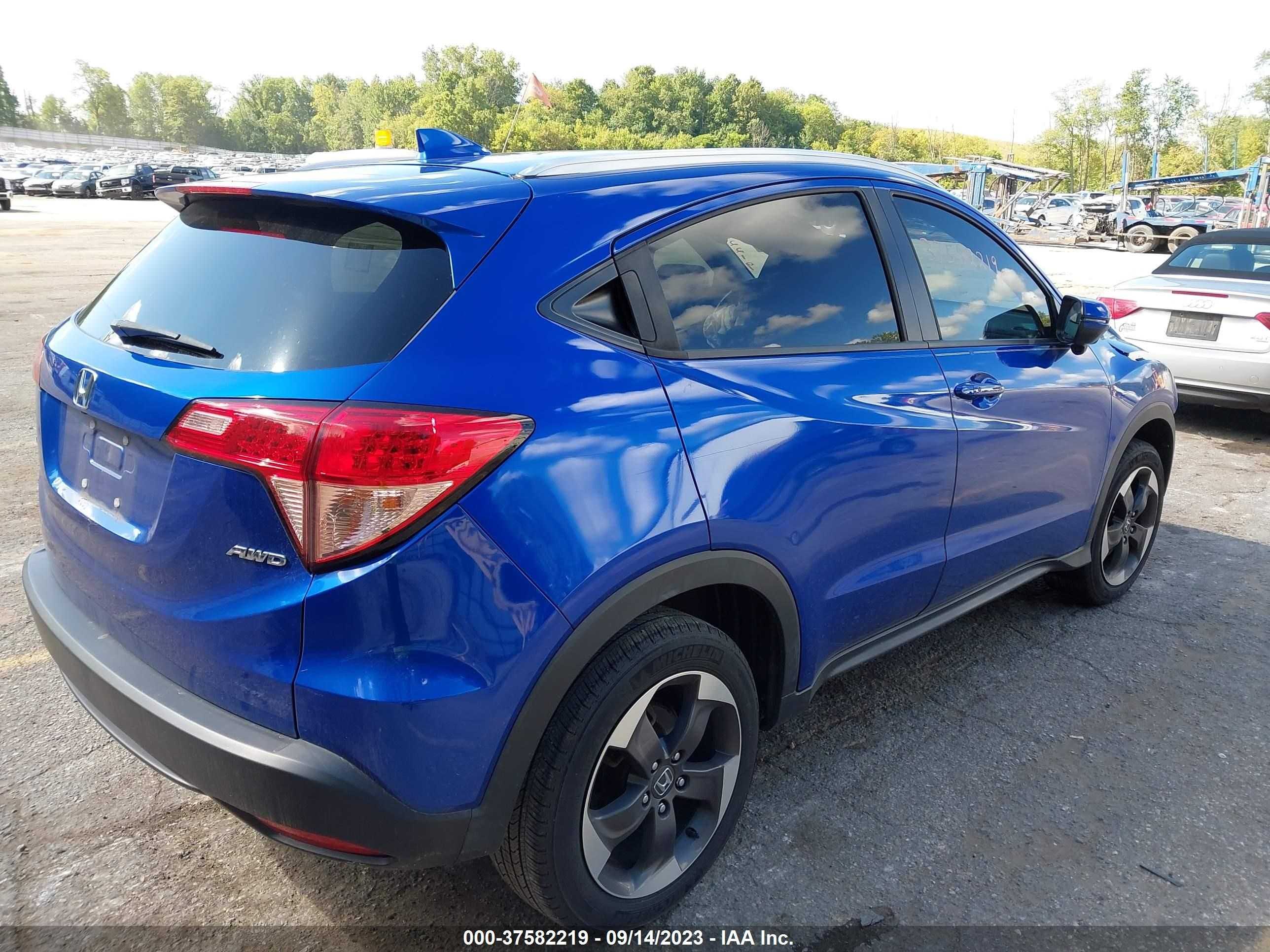 Photo 3 VIN: 3CZRU6H7XJM703257 - HONDA HR-V 