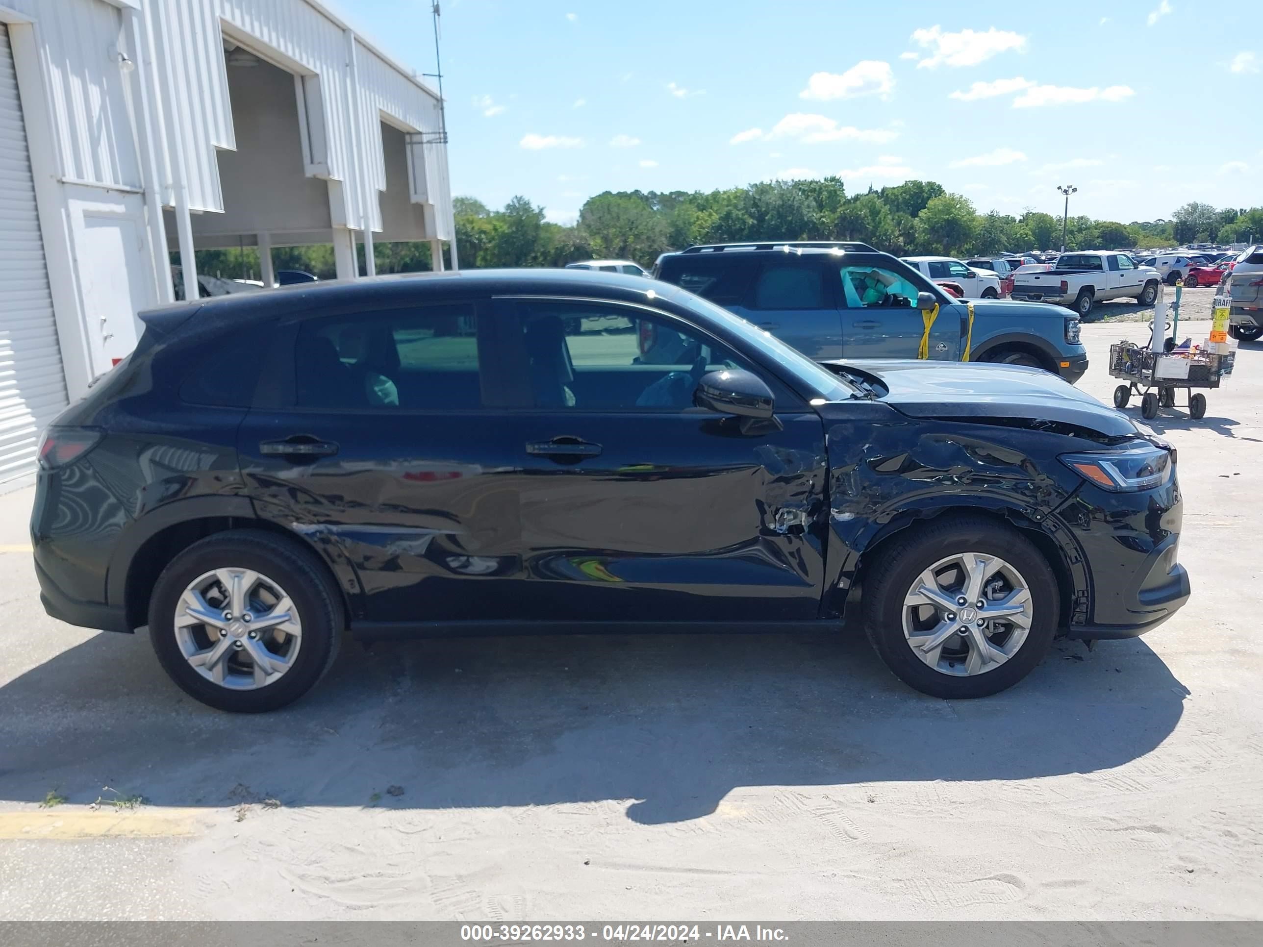 Photo 12 VIN: 3CZRZ1H34RM728023 - HONDA HR-V 