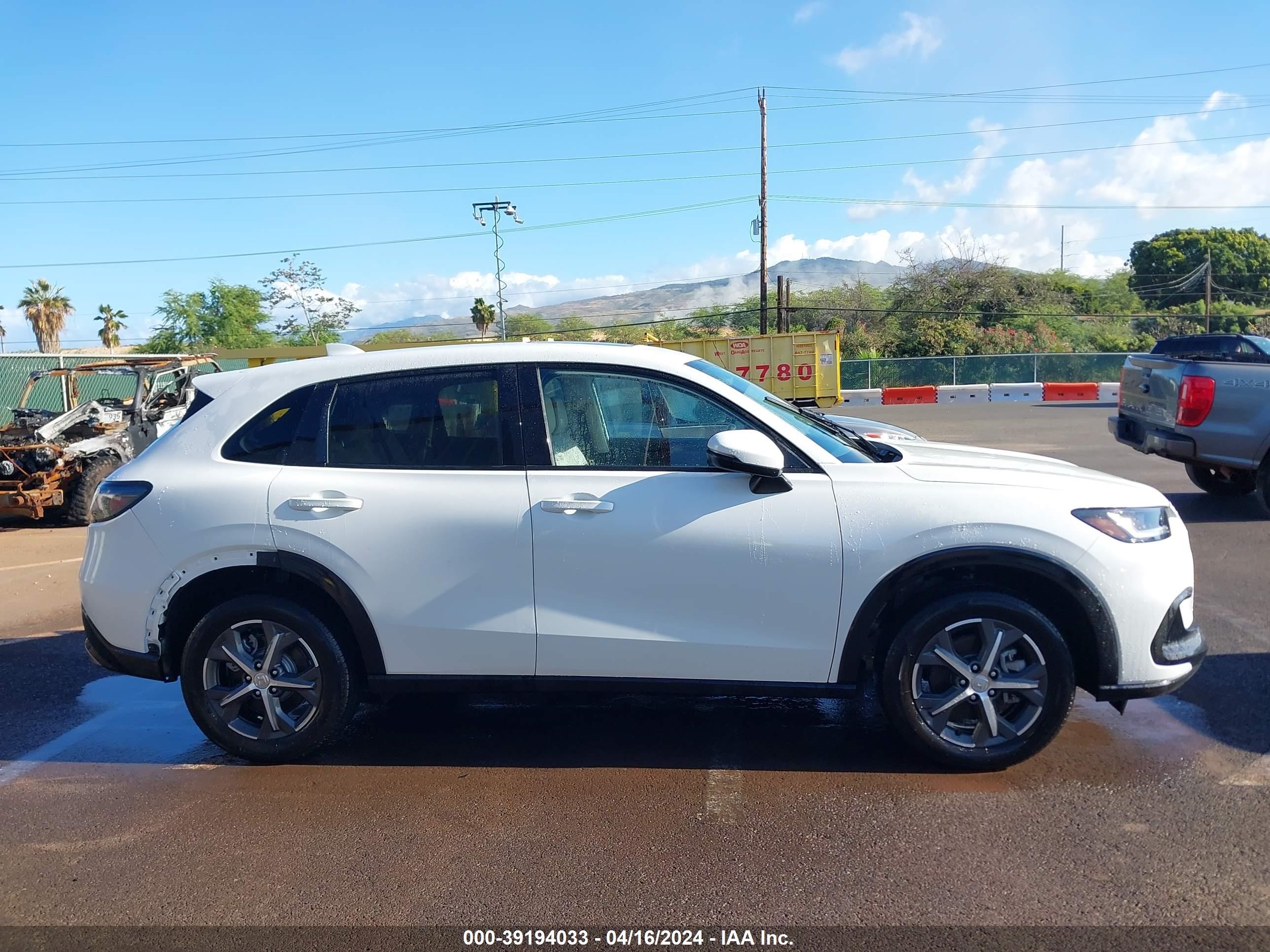 Photo 13 VIN: 3CZRZ1H71RM707276 - HONDA HR-V 