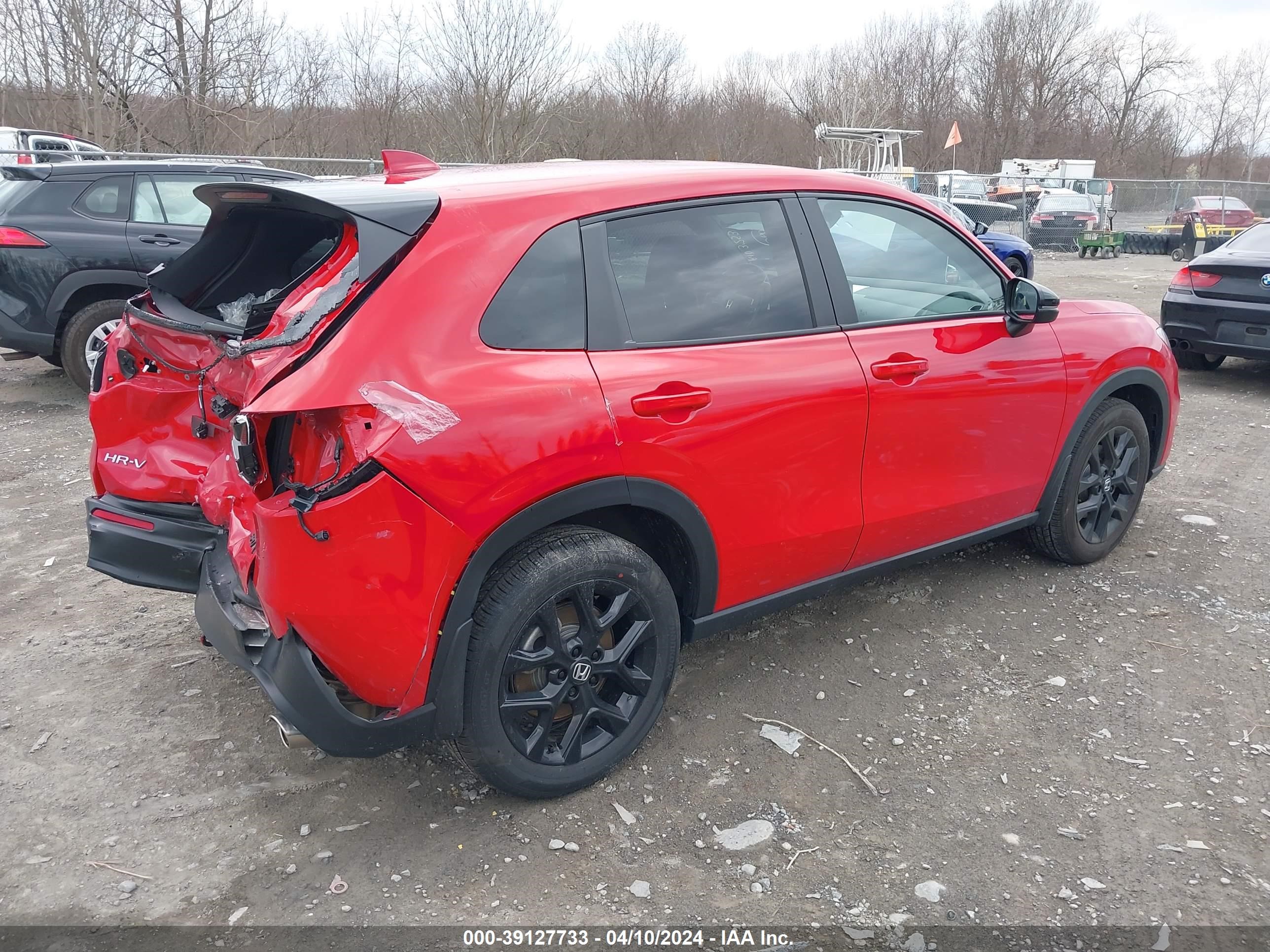 Photo 3 VIN: 3CZRZ2H50RM733887 - HONDA HR-V 