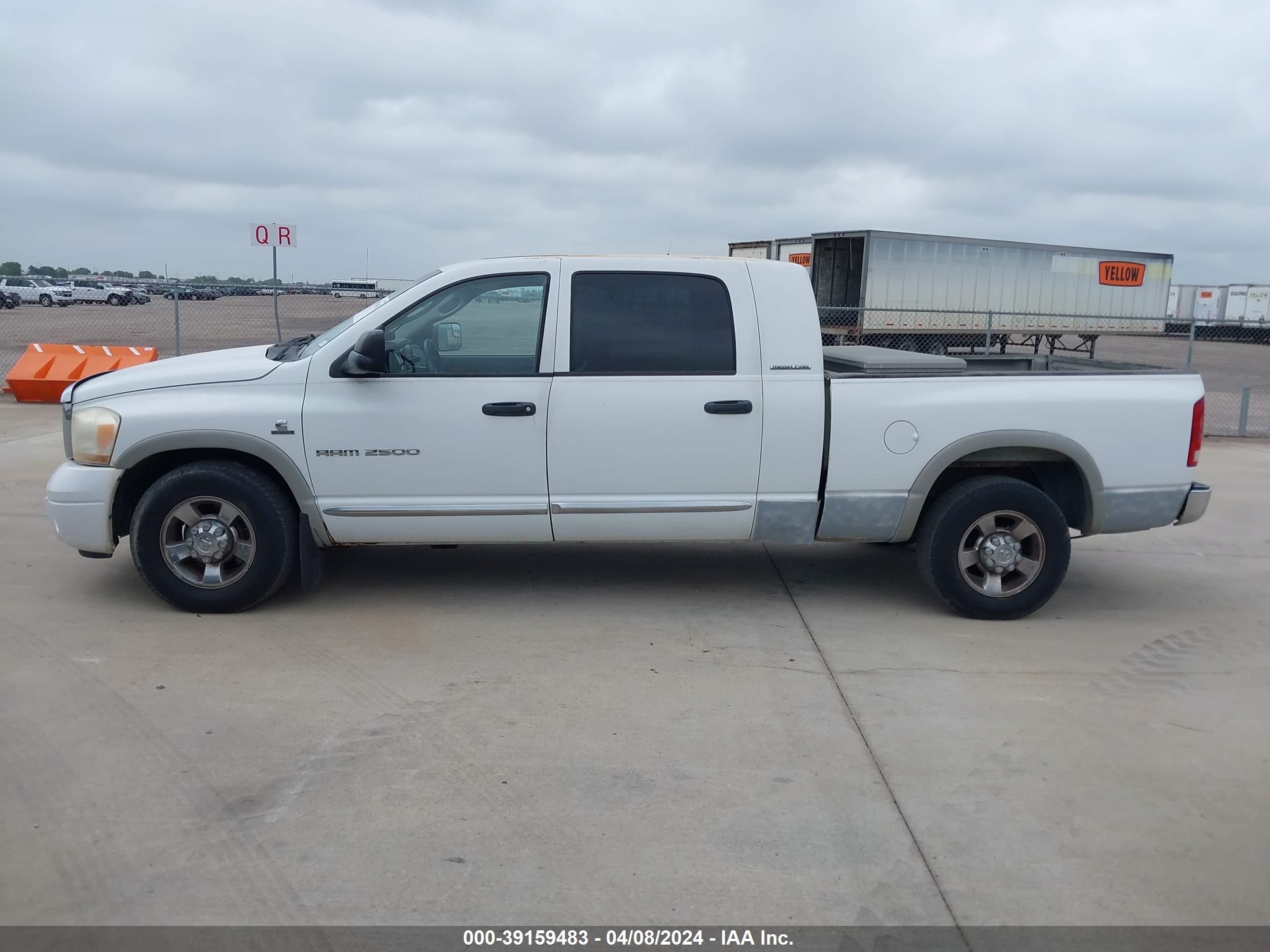 Photo 13 VIN: 3D3KR29C86G135553 - DODGE RAM 