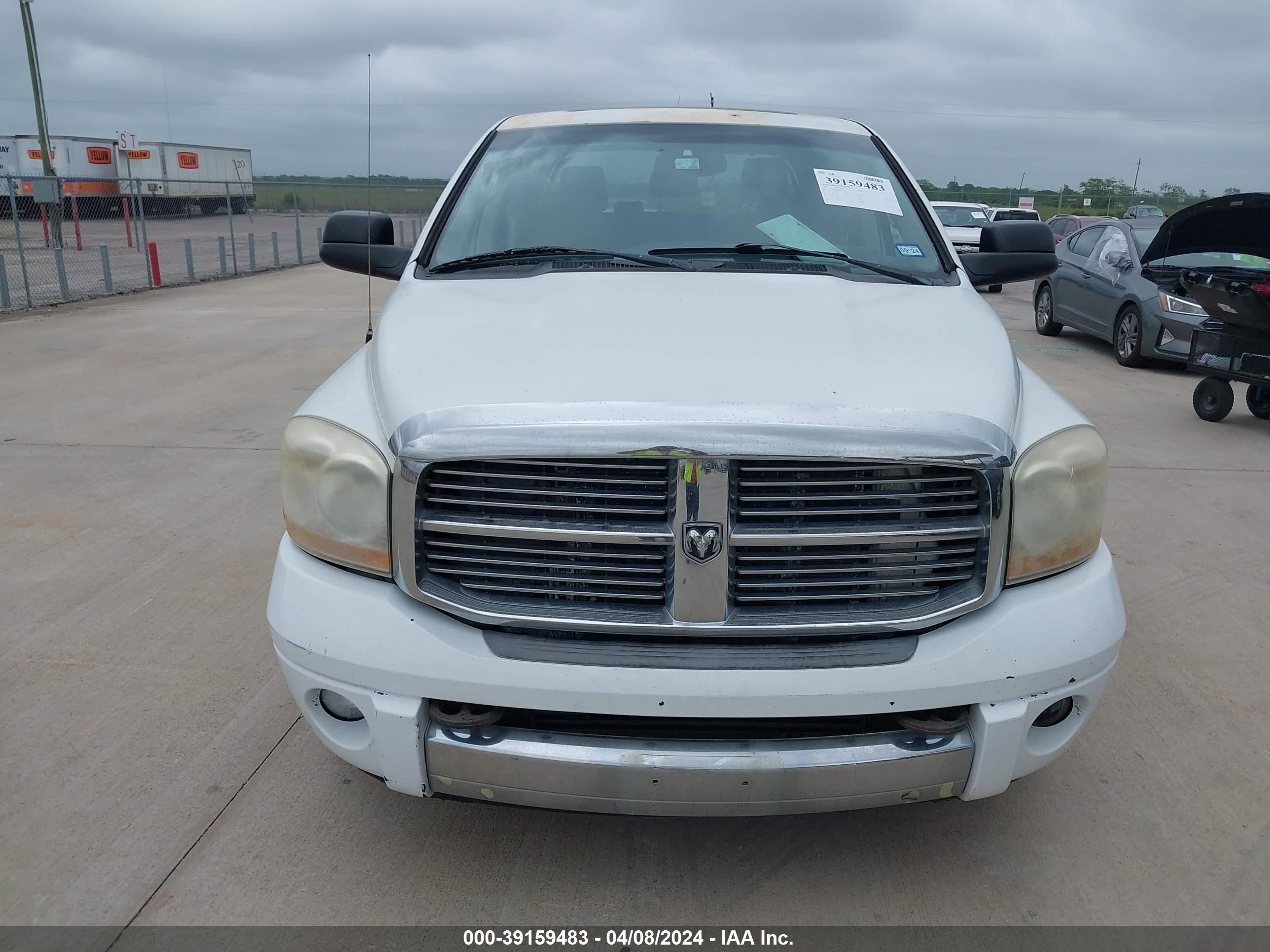 Photo 5 VIN: 3D3KR29C86G135553 - DODGE RAM 