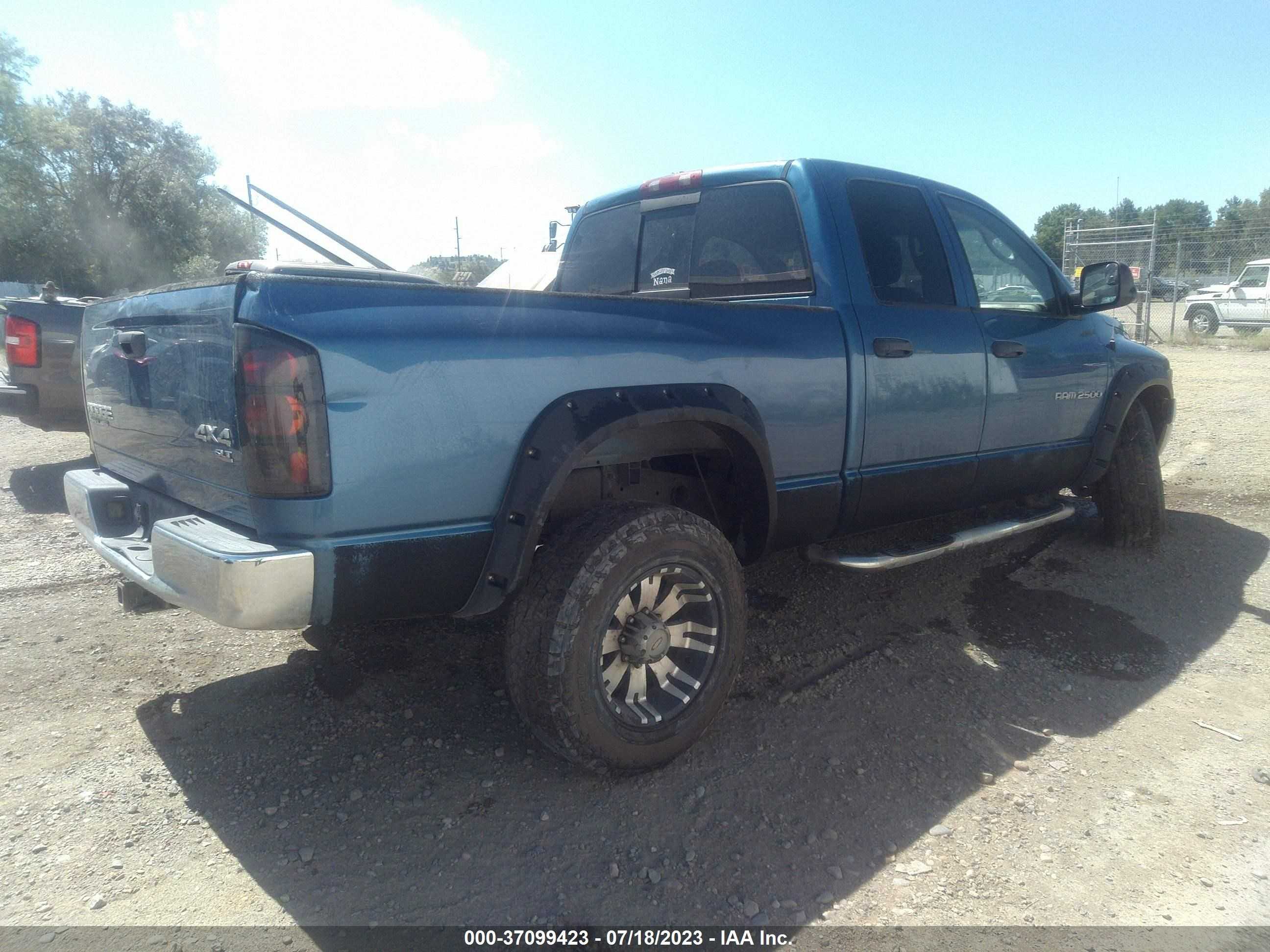 Photo 3 VIN: 3D3KU286X3G752085 - DODGE RAM 