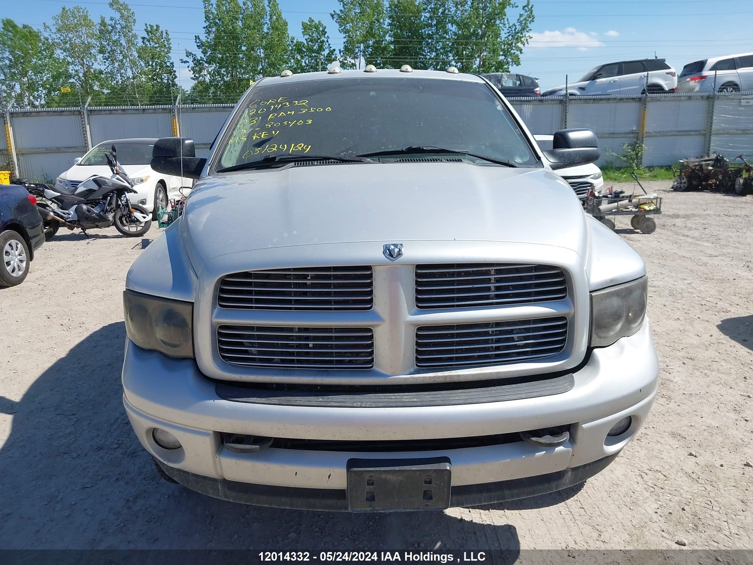 Photo 11 VIN: 3D3LU38C13G805403 - DODGE RAM 