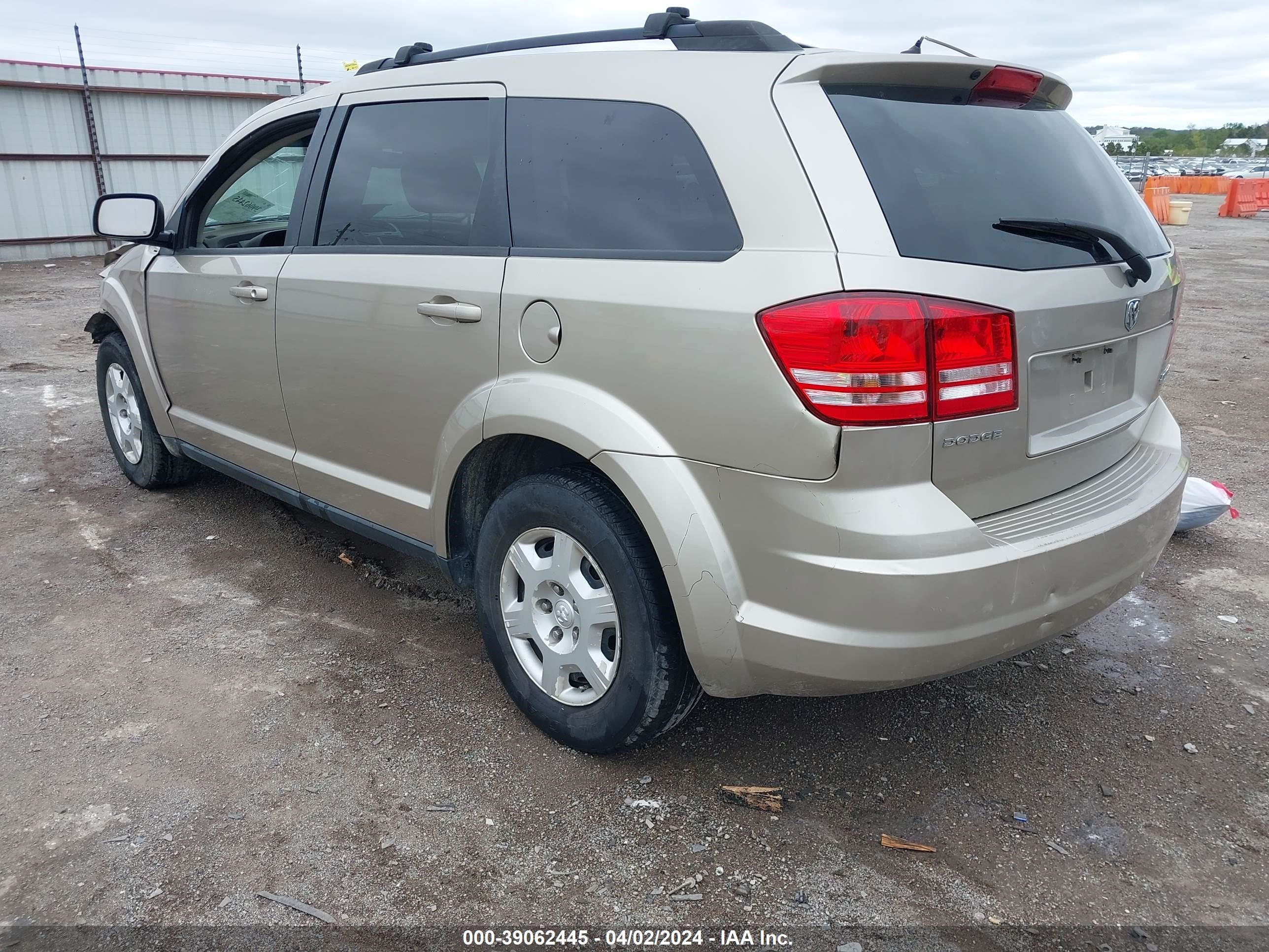 Photo 2 VIN: 3D4GG47B19T613546 - DODGE JOURNEY 