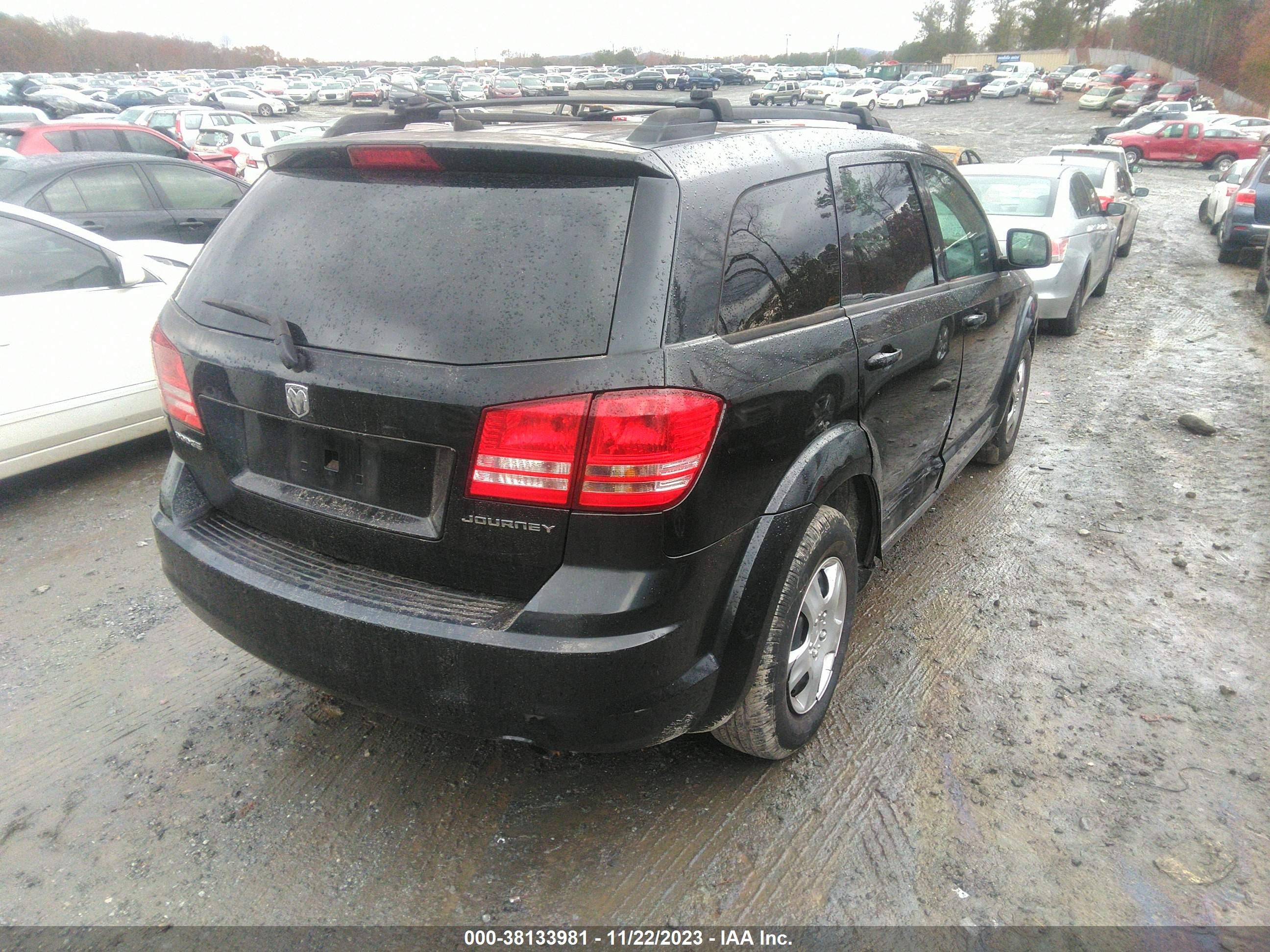 Photo 3 VIN: 3D4GG47B29T572330 - DODGE JOURNEY 