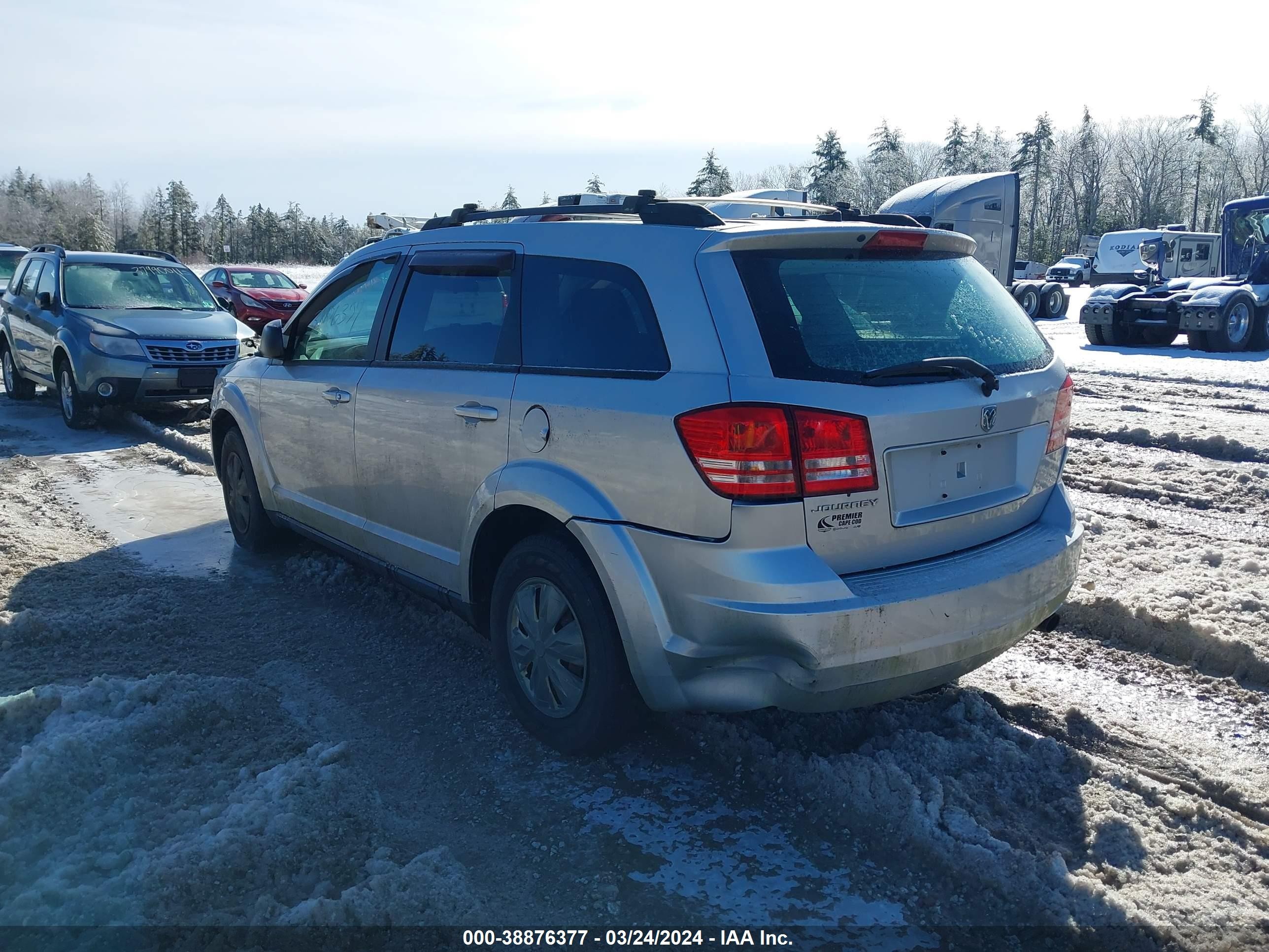 Photo 2 VIN: 3D4GG47B69T138590 - DODGE JOURNEY 