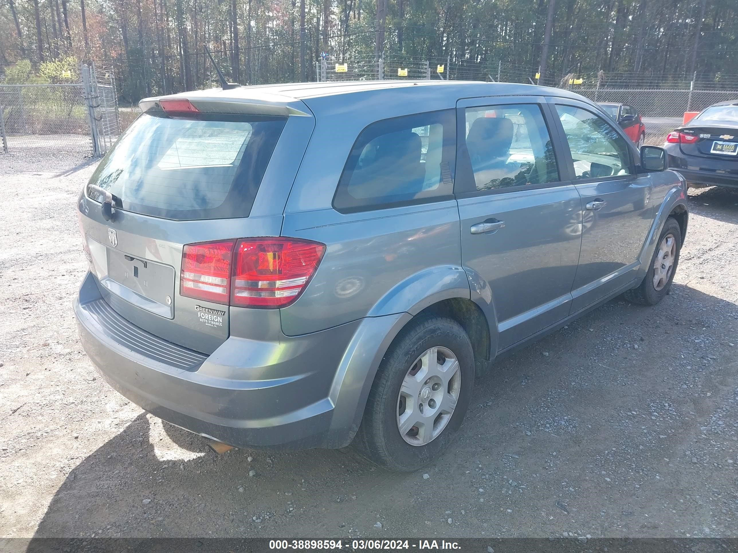 Photo 3 VIN: 3D4GG47B79T227875 - DODGE JOURNEY 