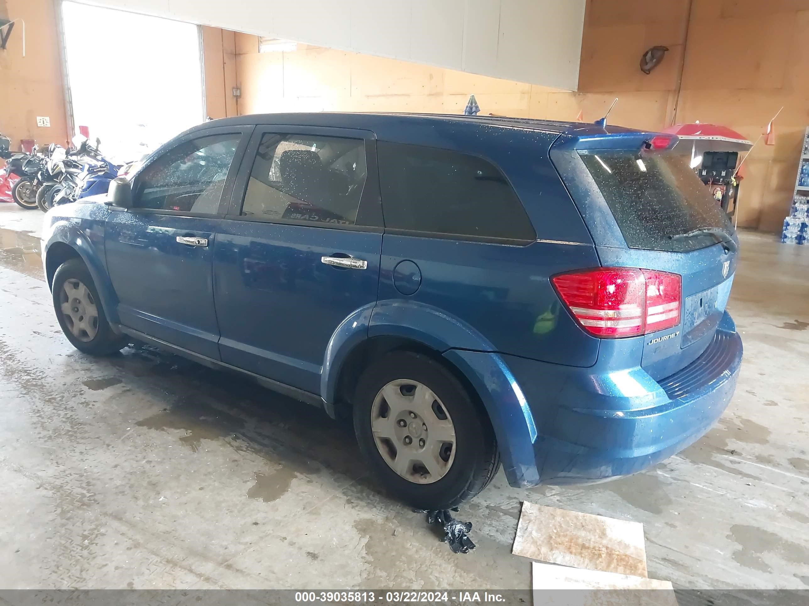 Photo 2 VIN: 3D4GG47B99T246332 - DODGE JOURNEY 