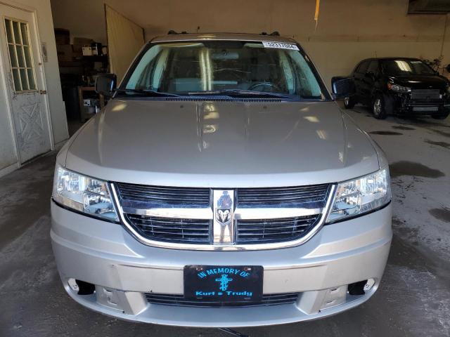 Photo 4 VIN: 3D4GG47BX9T502557 - DODGE JOURNEY 