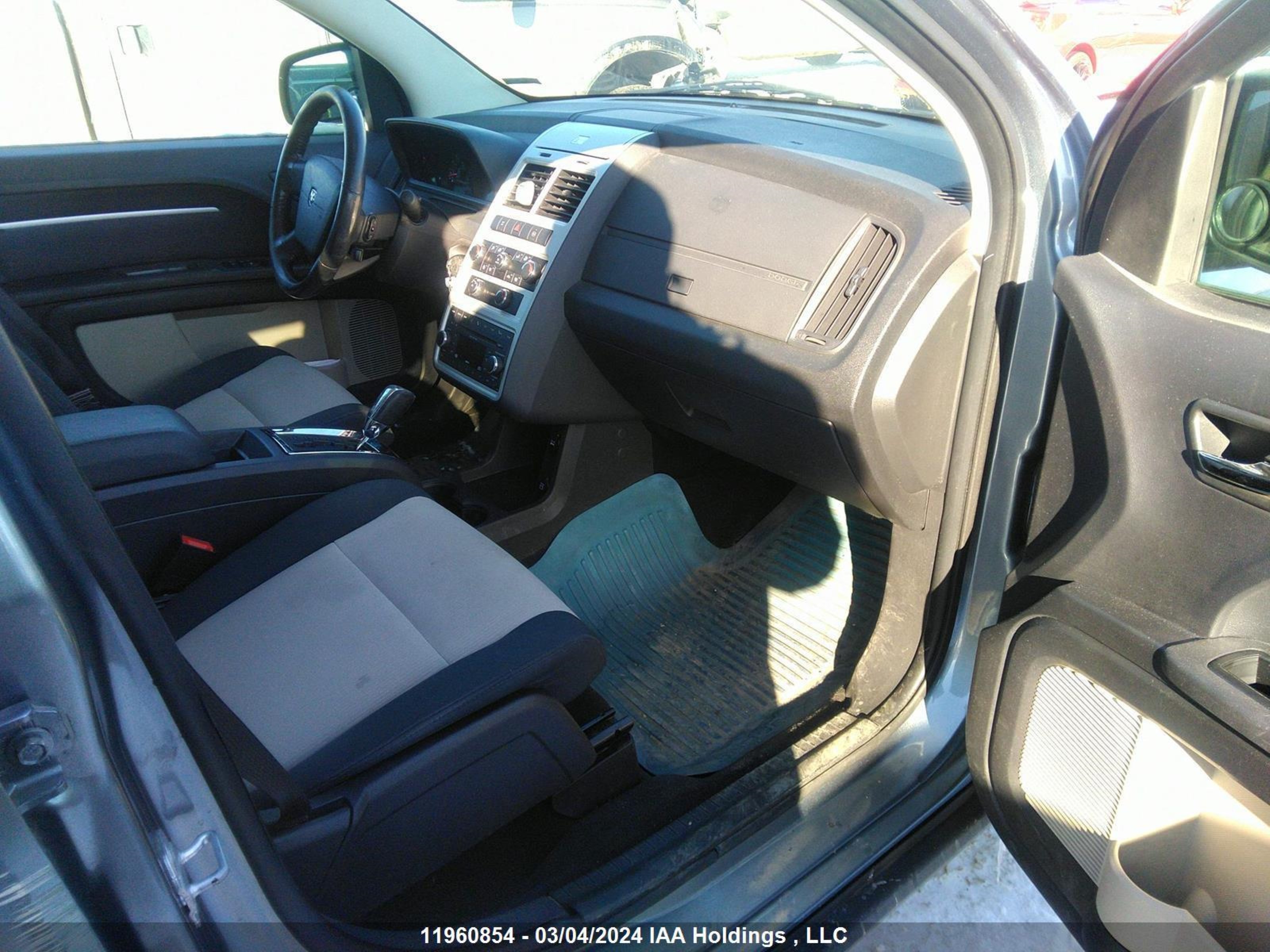 Photo 4 VIN: 3D4GG57B99T581368 - DODGE JOURNEY 