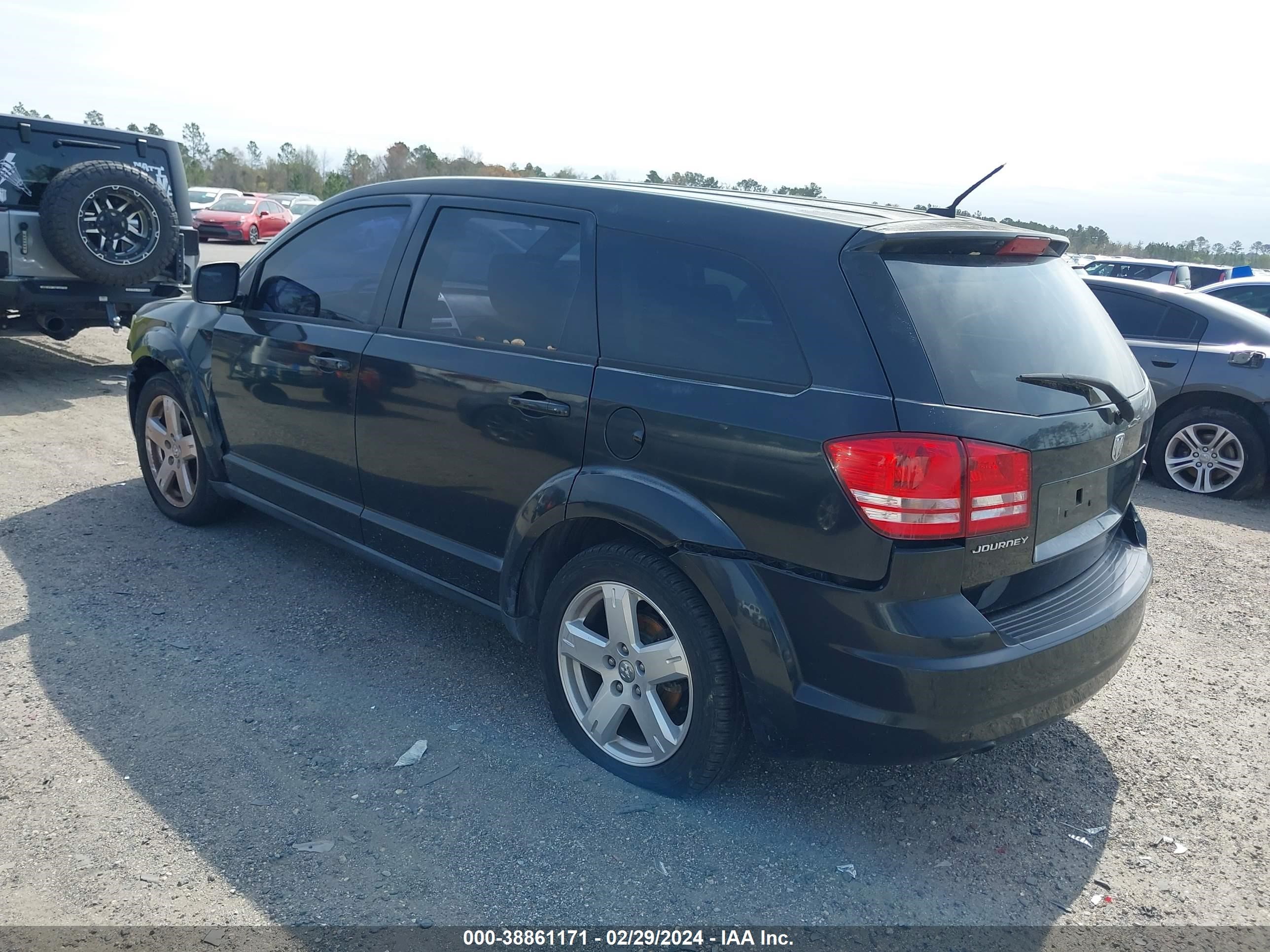 Photo 2 VIN: 3D4GG57V09T143199 - DODGE JOURNEY 