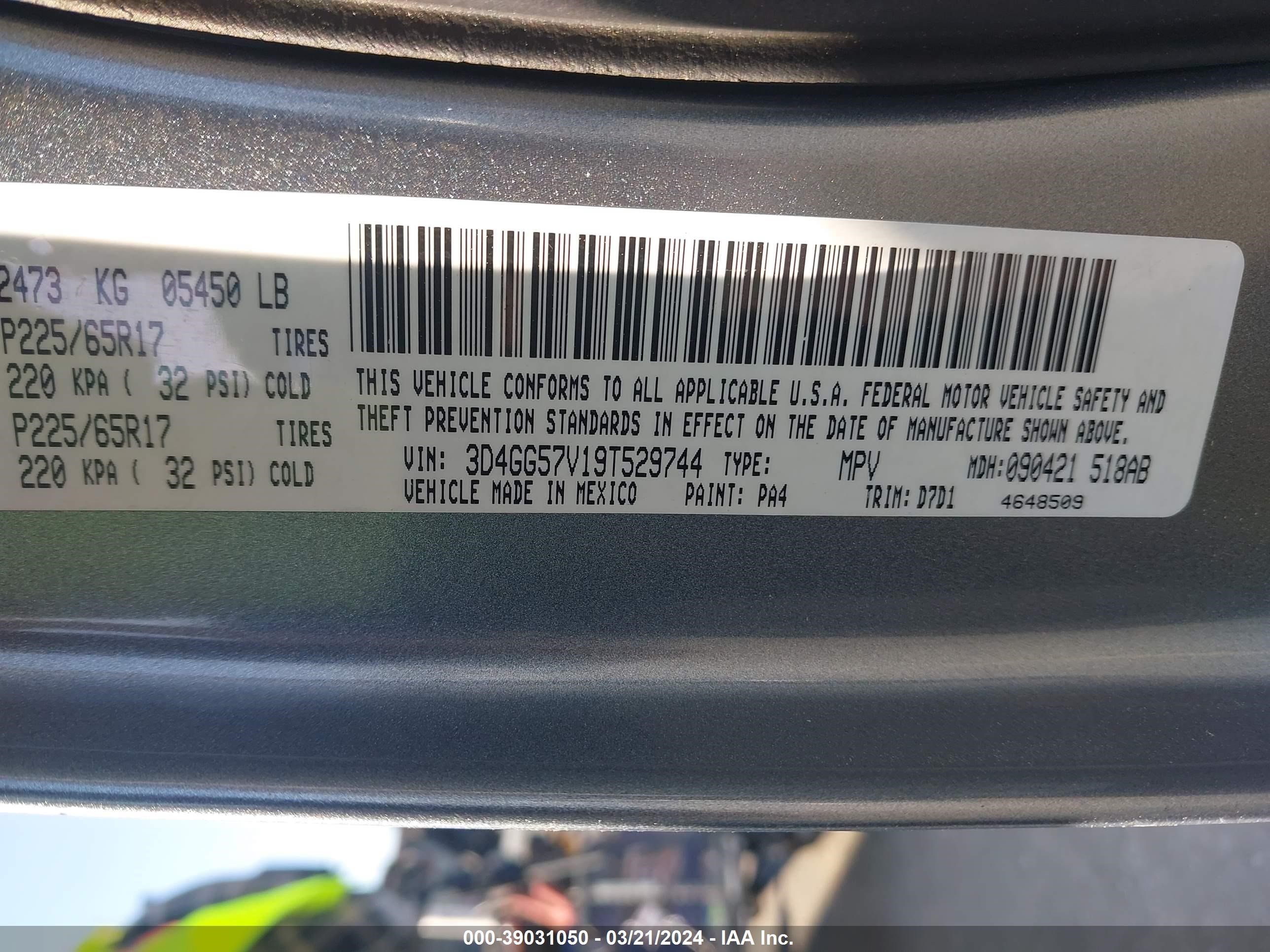 Photo 8 VIN: 3D4GG57V19T529744 - DODGE JOURNEY 